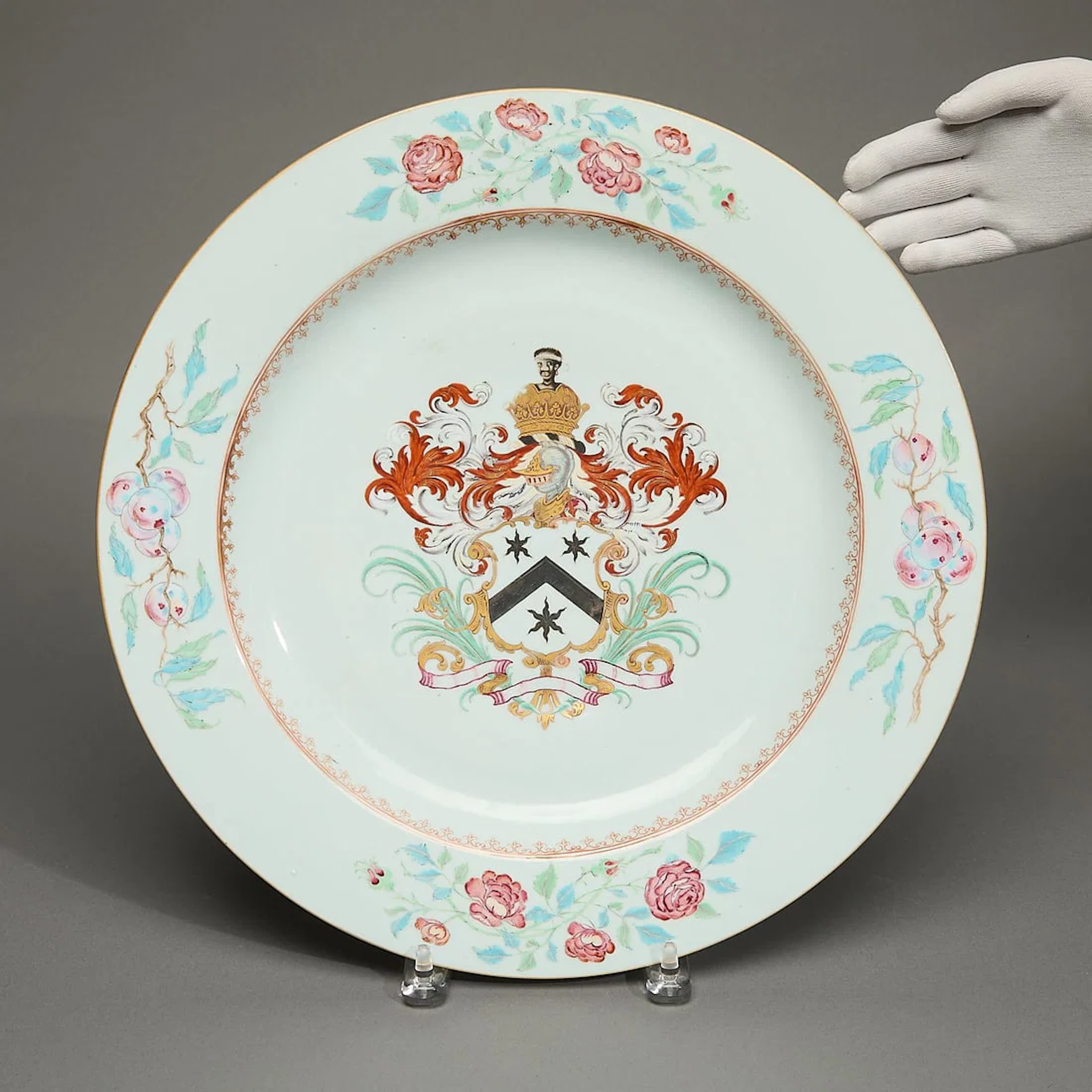 Famille Rose Armorial Charger - Mordaunt