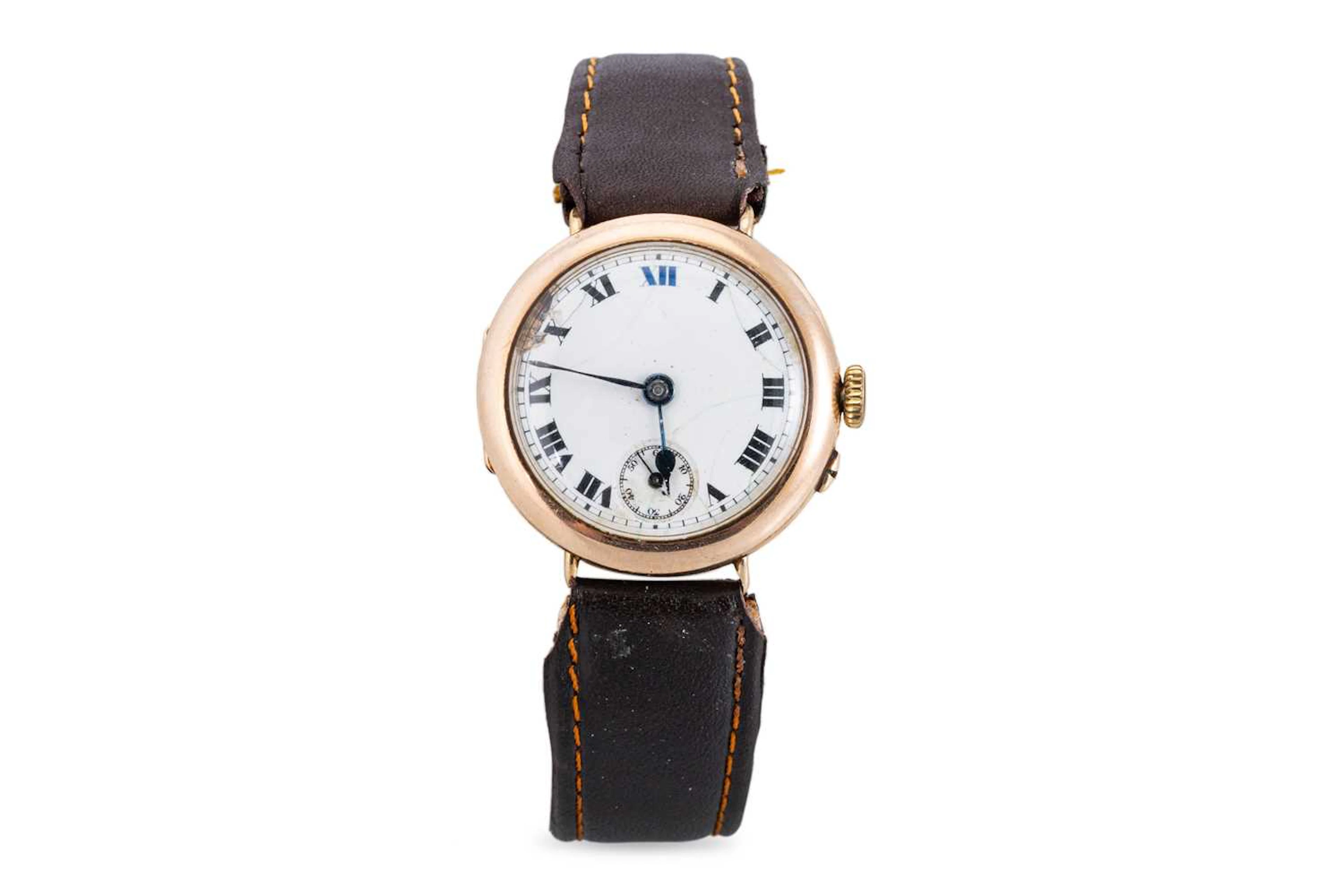 A 1920's TRENCH STYLE WRIST WATCH