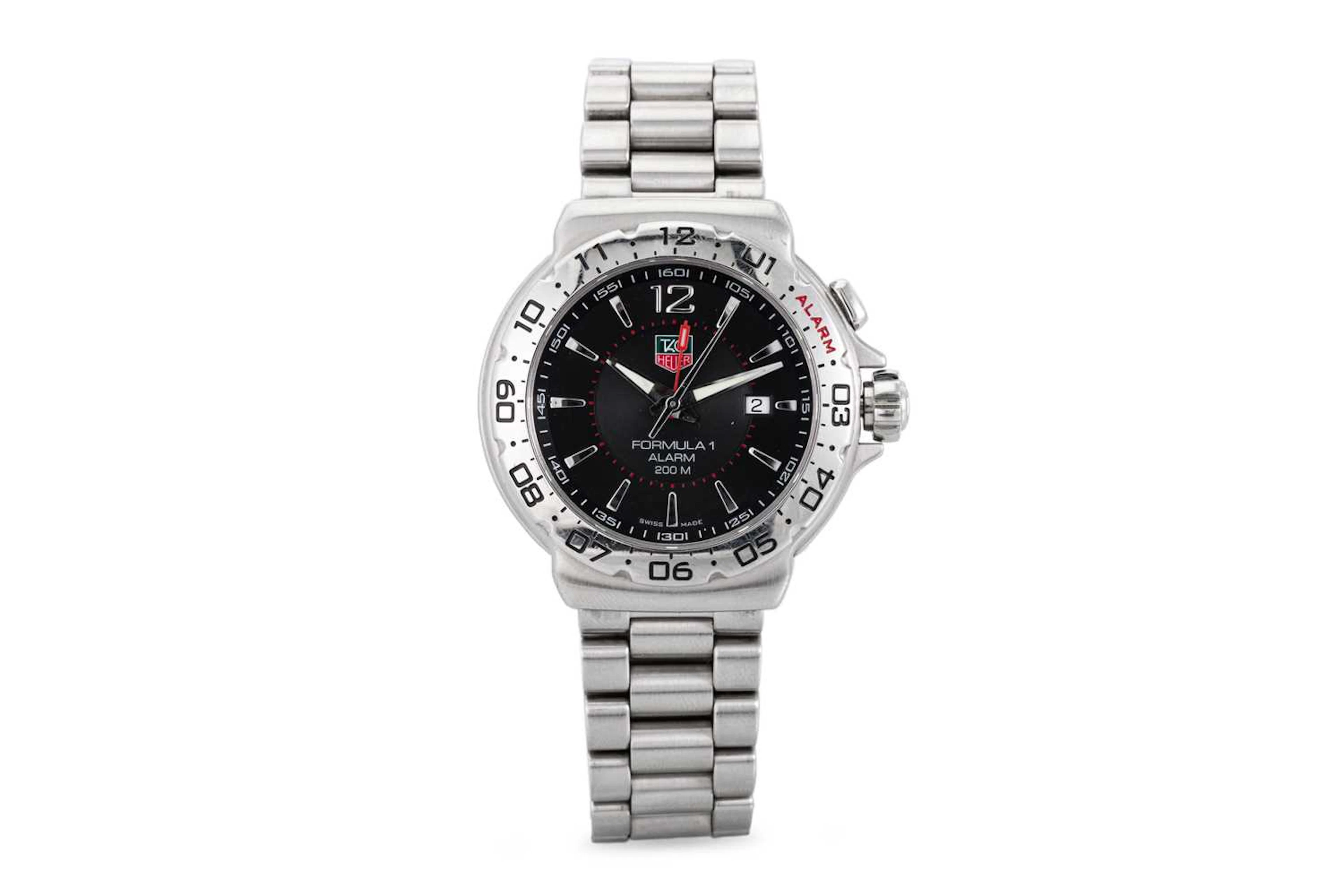 A TAG HEUER FORMULA 1 WRIST WATCH