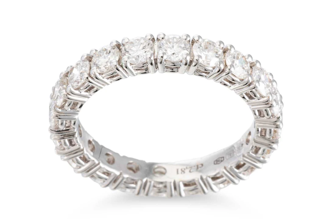 A DIAMOND FULL BANDED ETERNITY RING