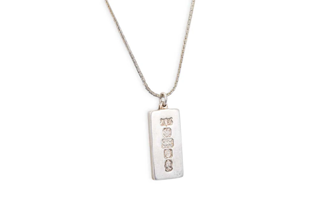 A SILVER 1OZ INGOT