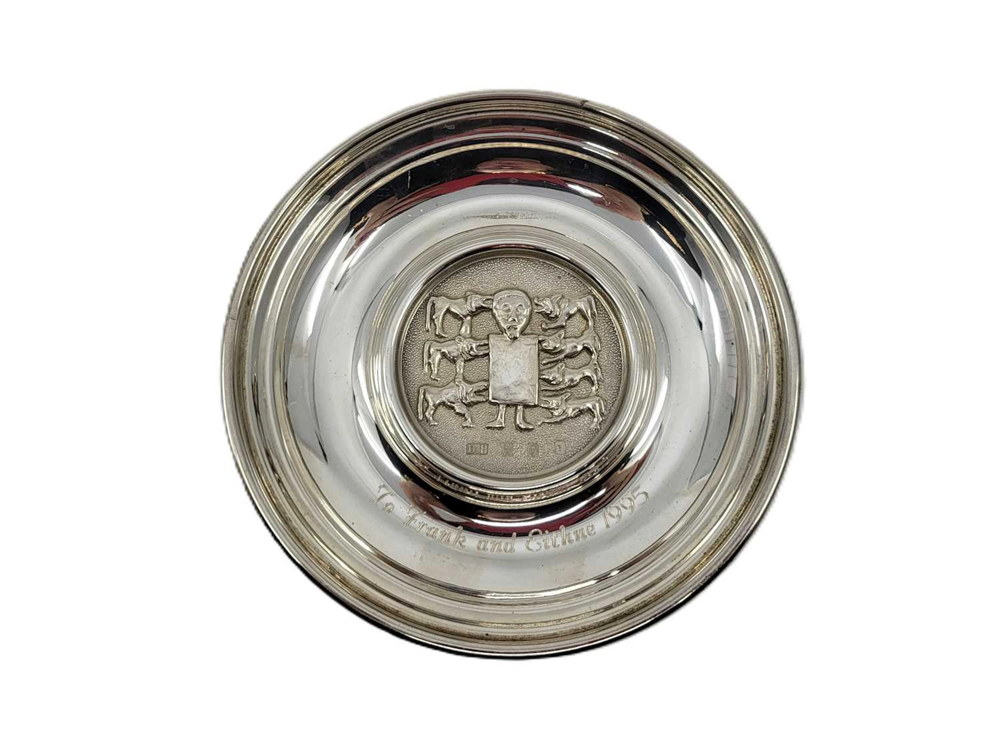 A MODERN IRISH STERLING SILVER DISH