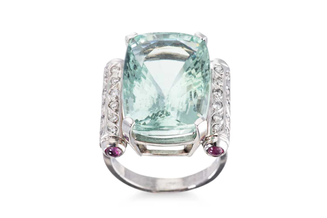 AN AQUAMARINE