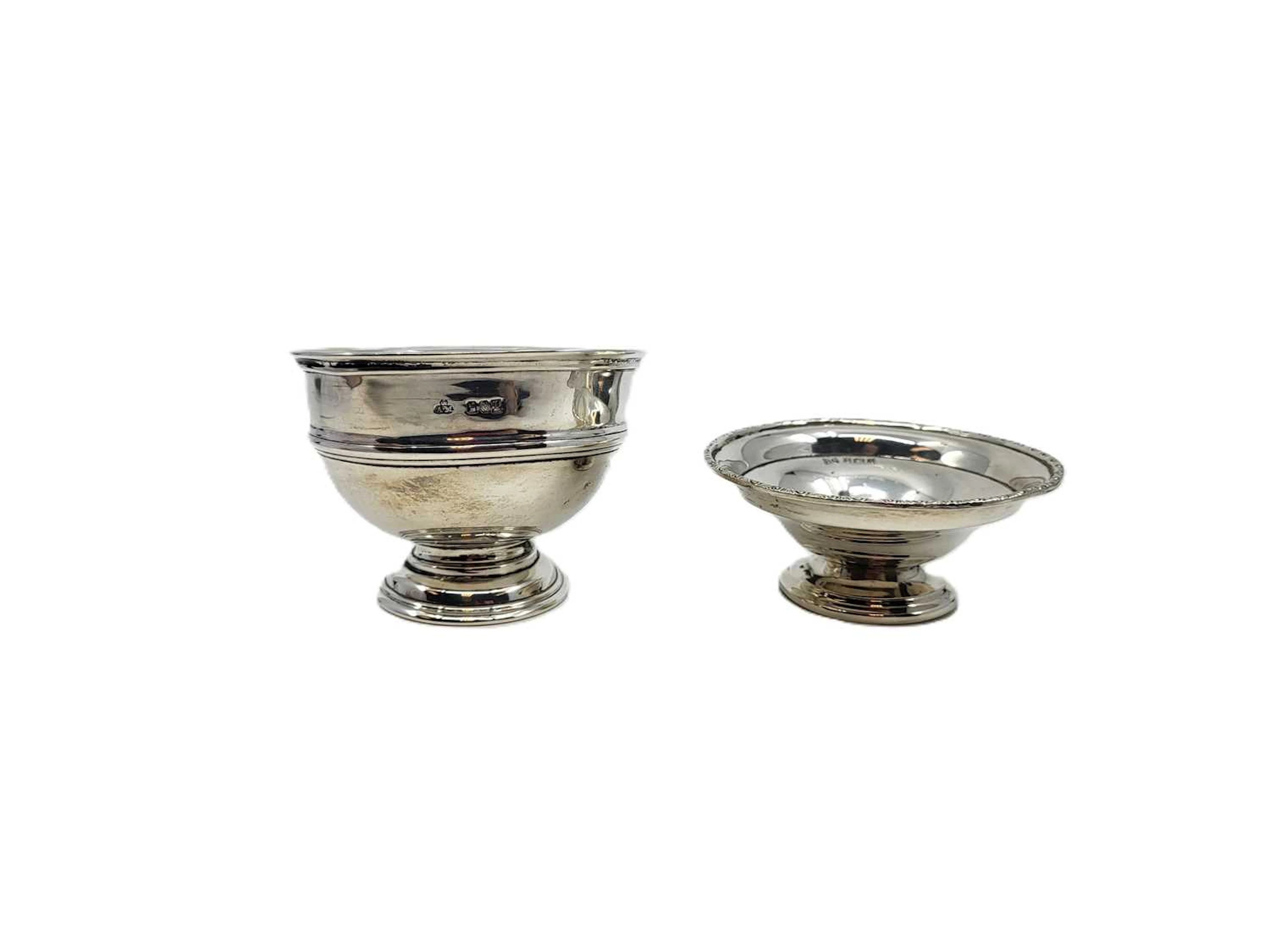 A MODERN STERLING SILVER PEDESTAL DISH