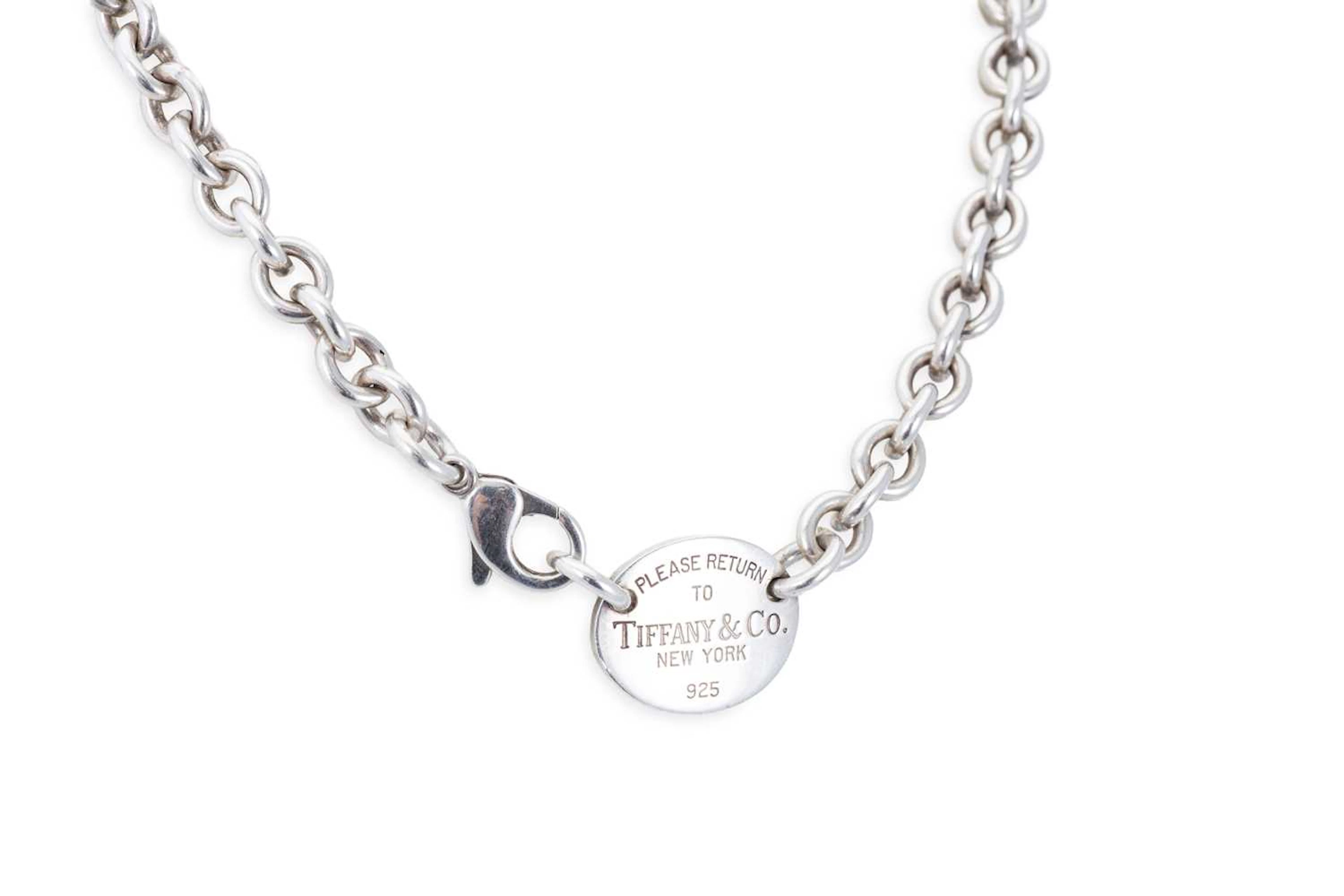 A SILVER TIFFANY NECKLACE