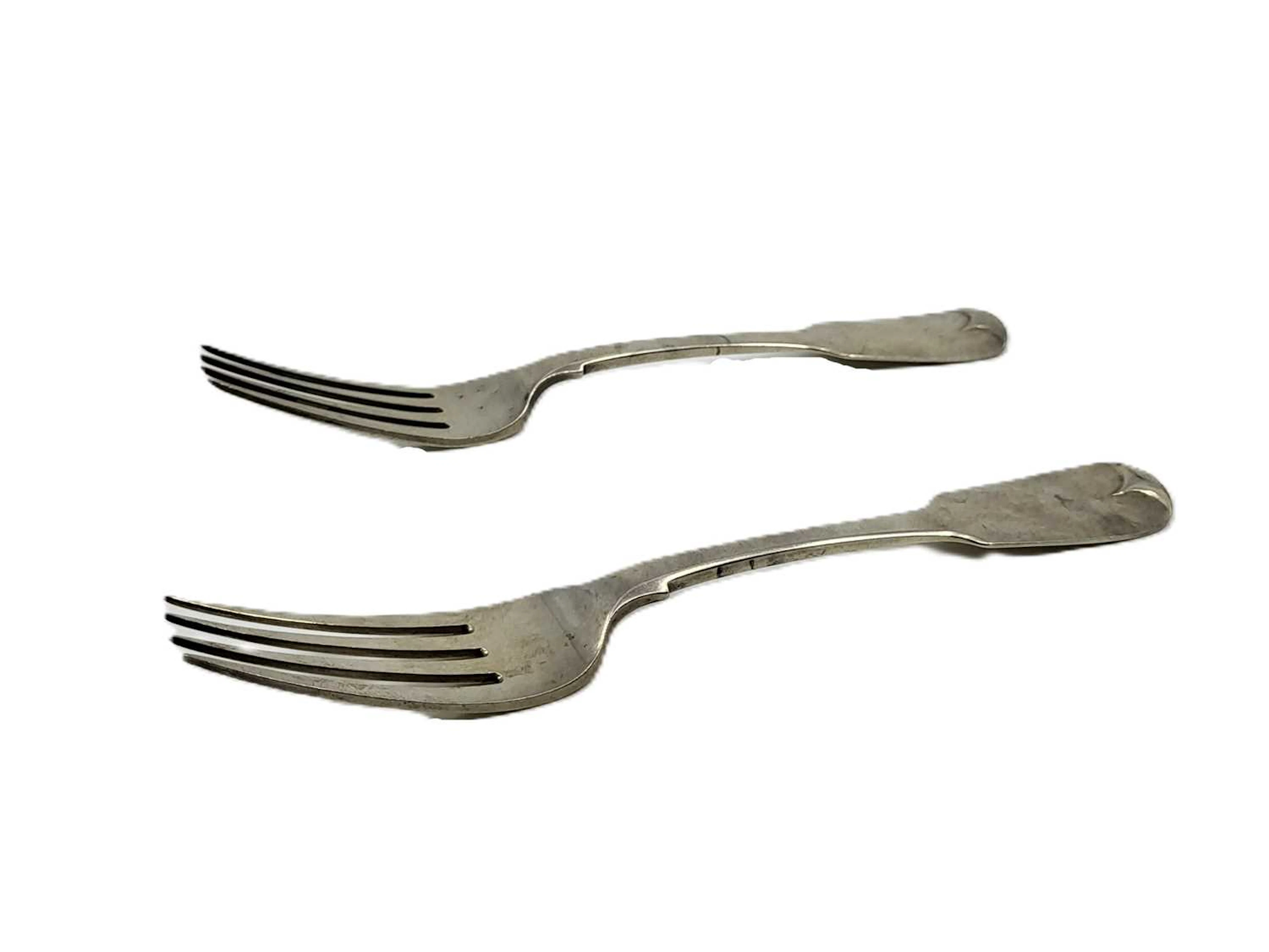A PAIR OF GEORGE IV IRISH STERLING SILVER FORKS
