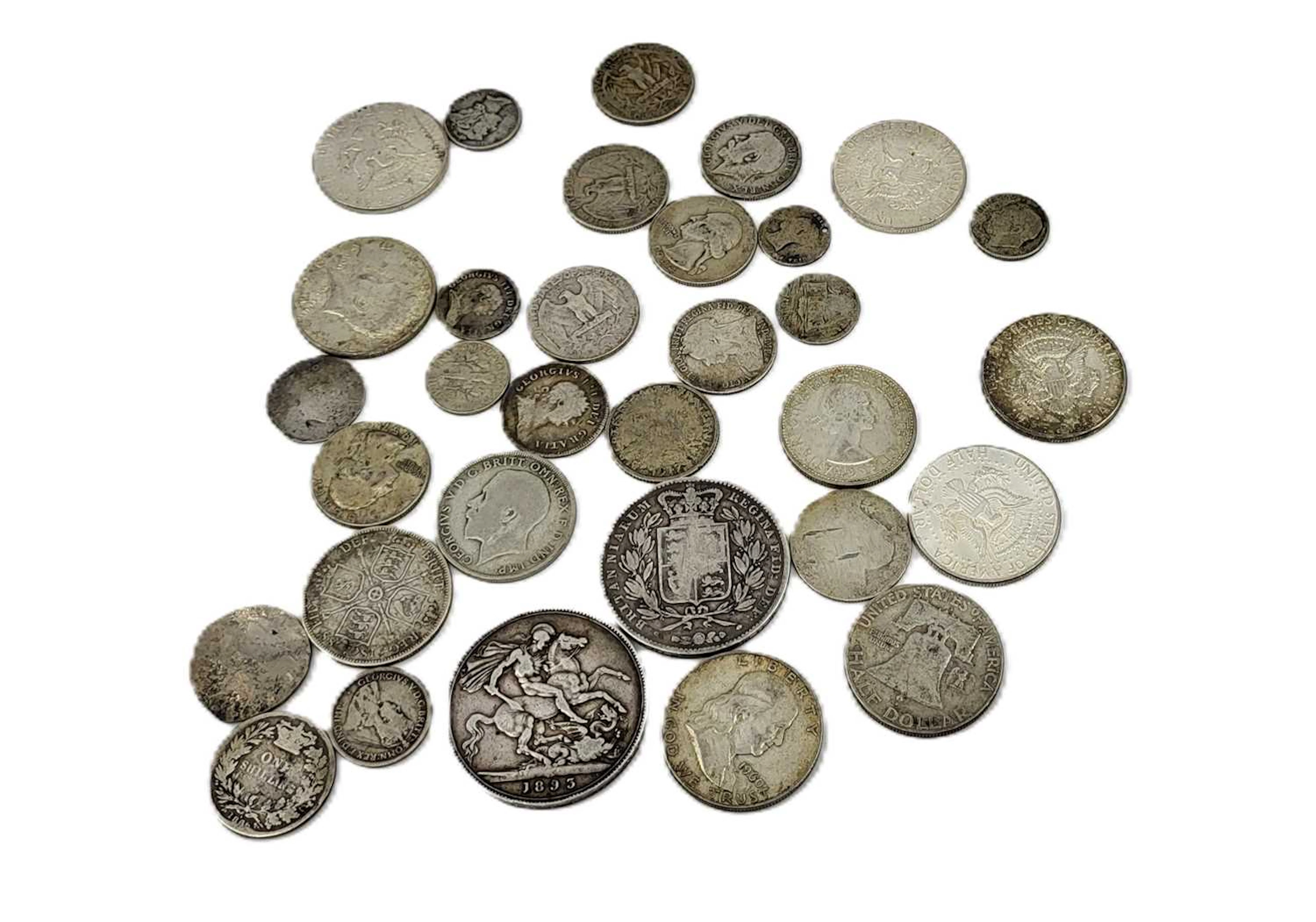A COLLECTION OF US & UK SILVER COINS