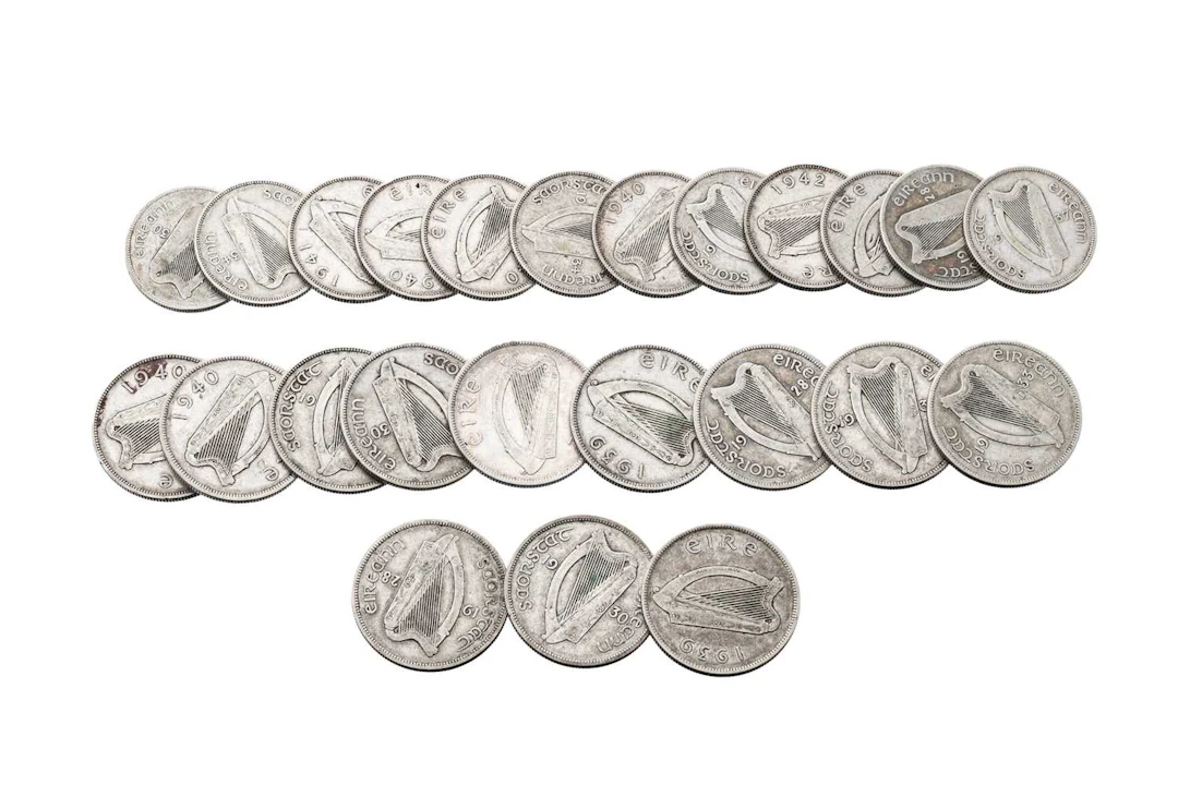 12 X IRISH 75% SILVER HALF CROWNS