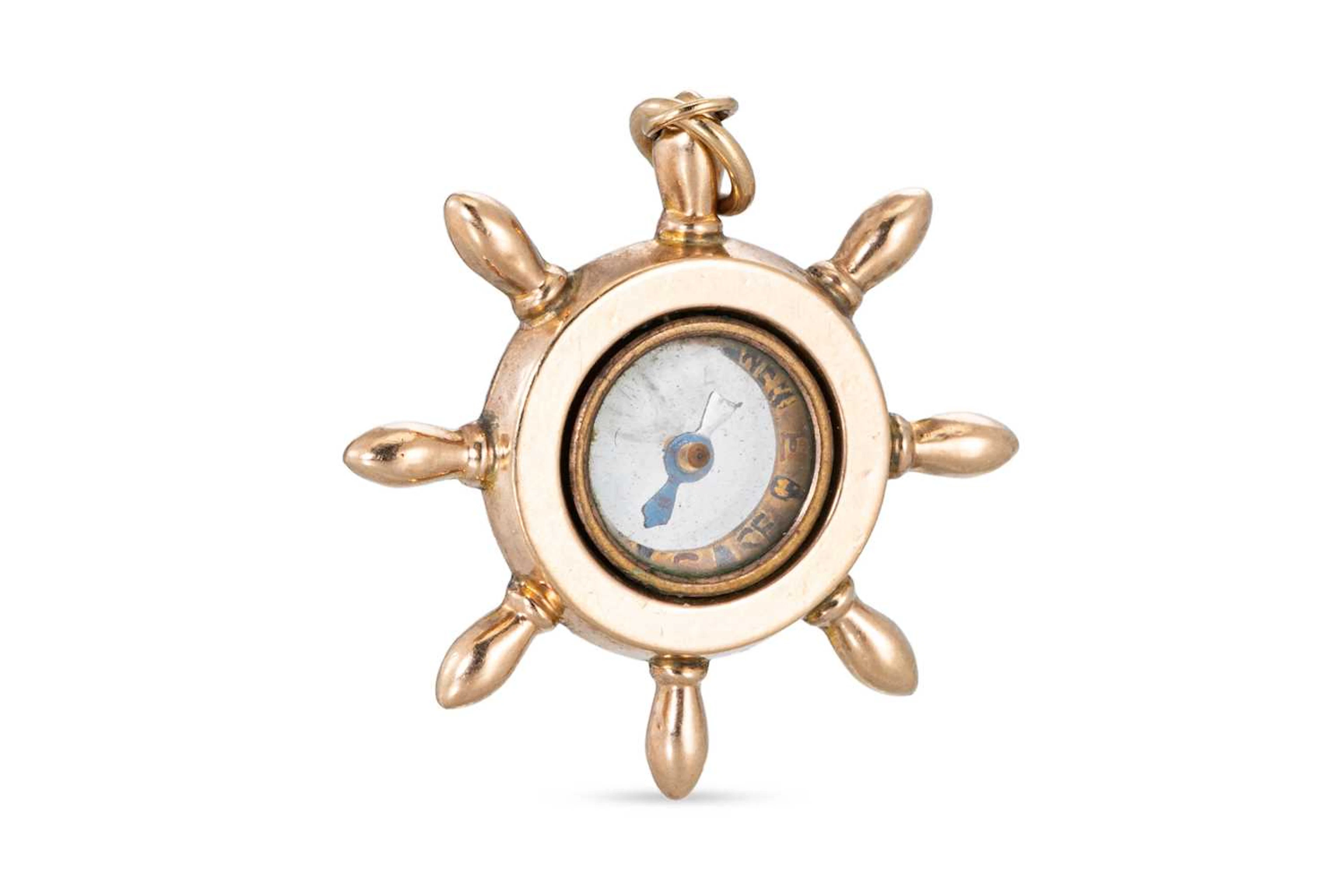 A 9CT GOLD NAUTICAL PENDANT