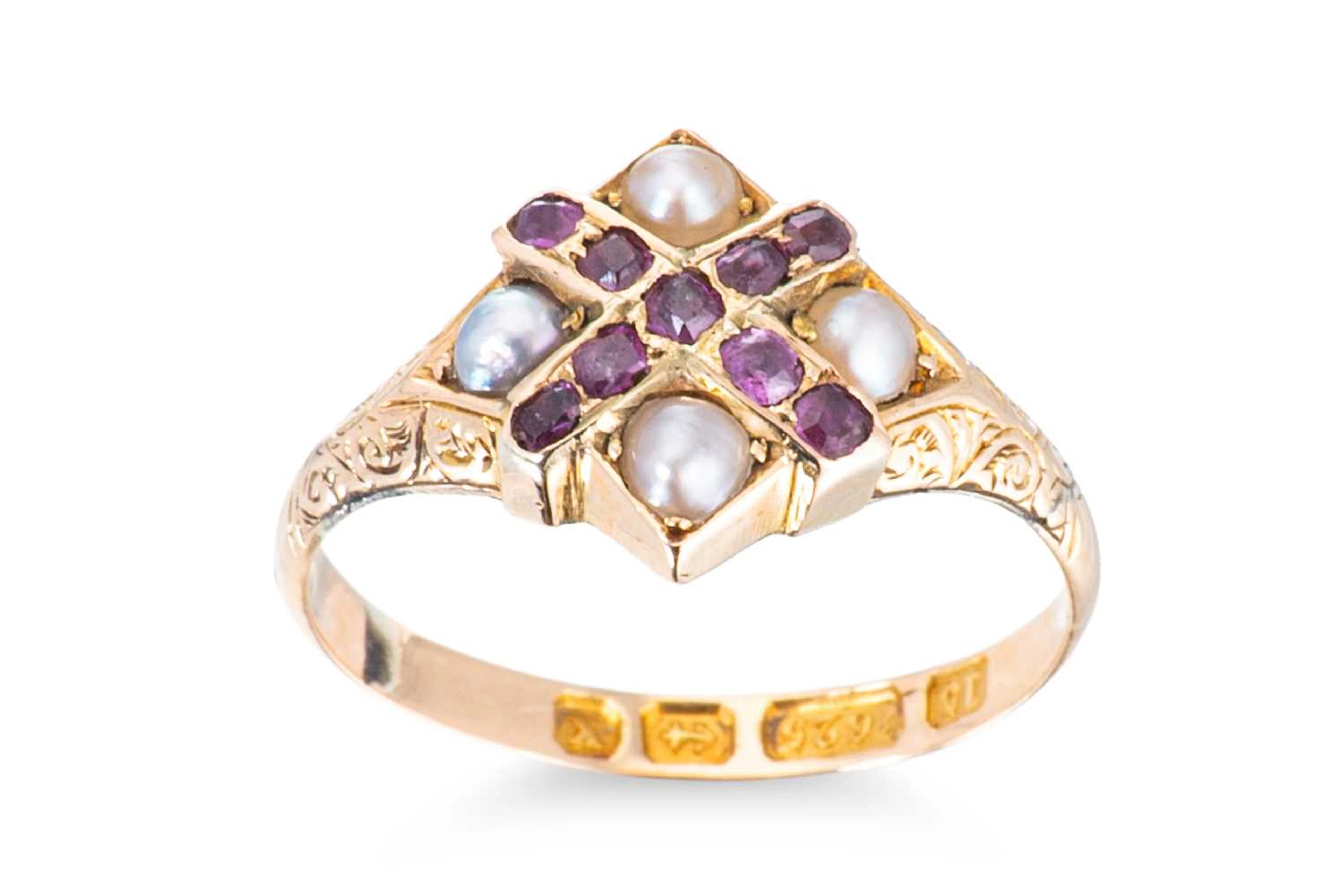 AN ANTIQUE PEARL AND RUBY RING