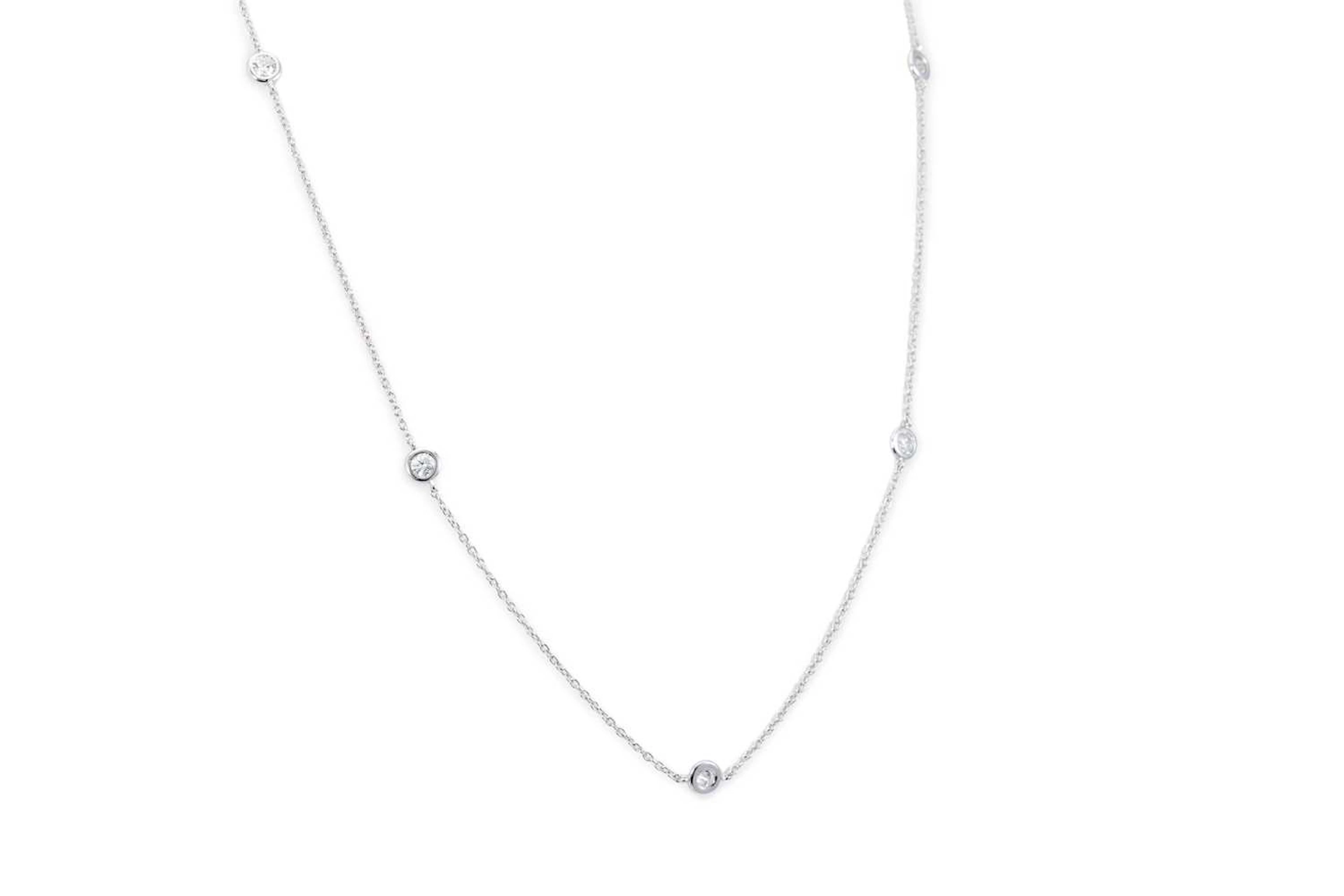 A DIAMOND SET CHAIN NECKLACE