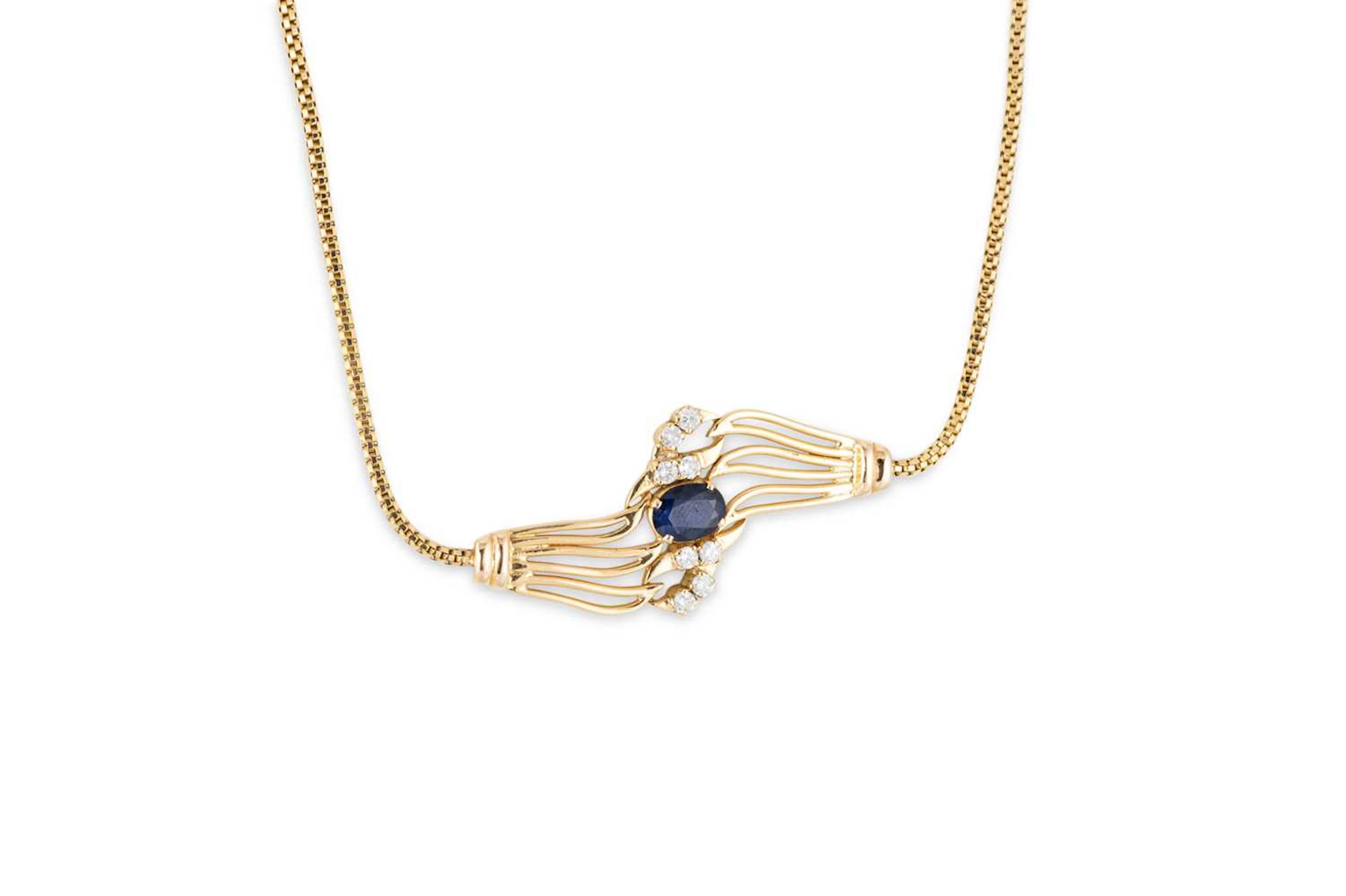 A SAPPHIRE AND DIAMOND SET NECKLACE