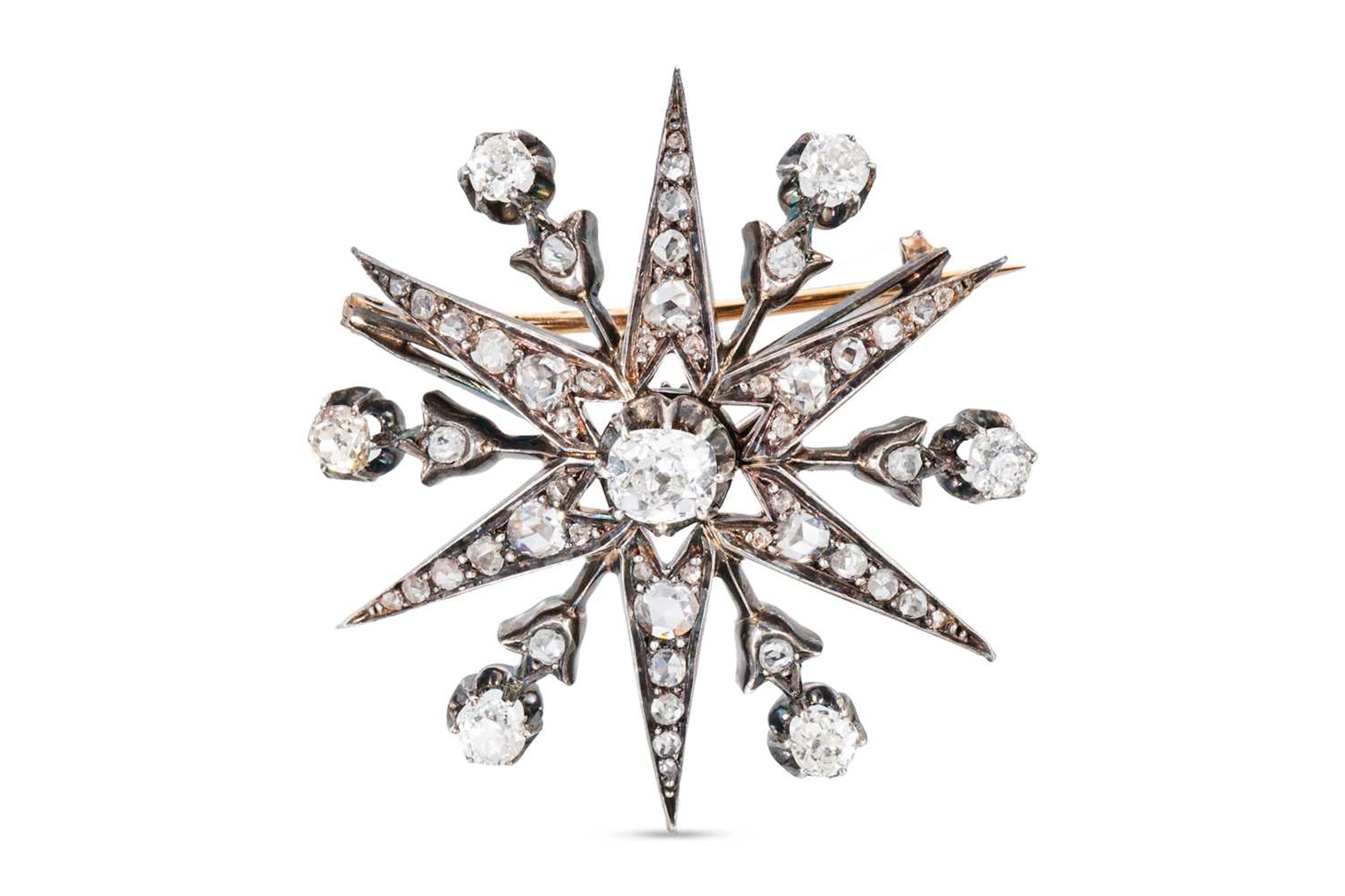 A VICTORIAN DIAMOND STAR BURST BROOCH