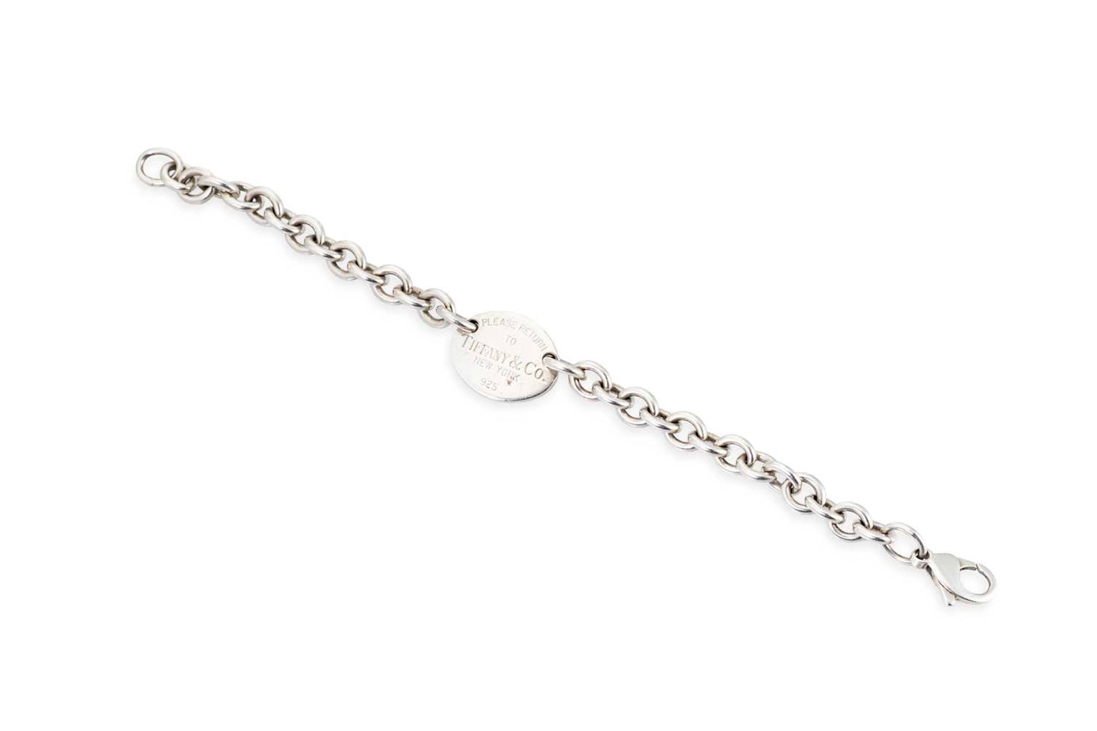 A SILVER TIFFANY BRACELET