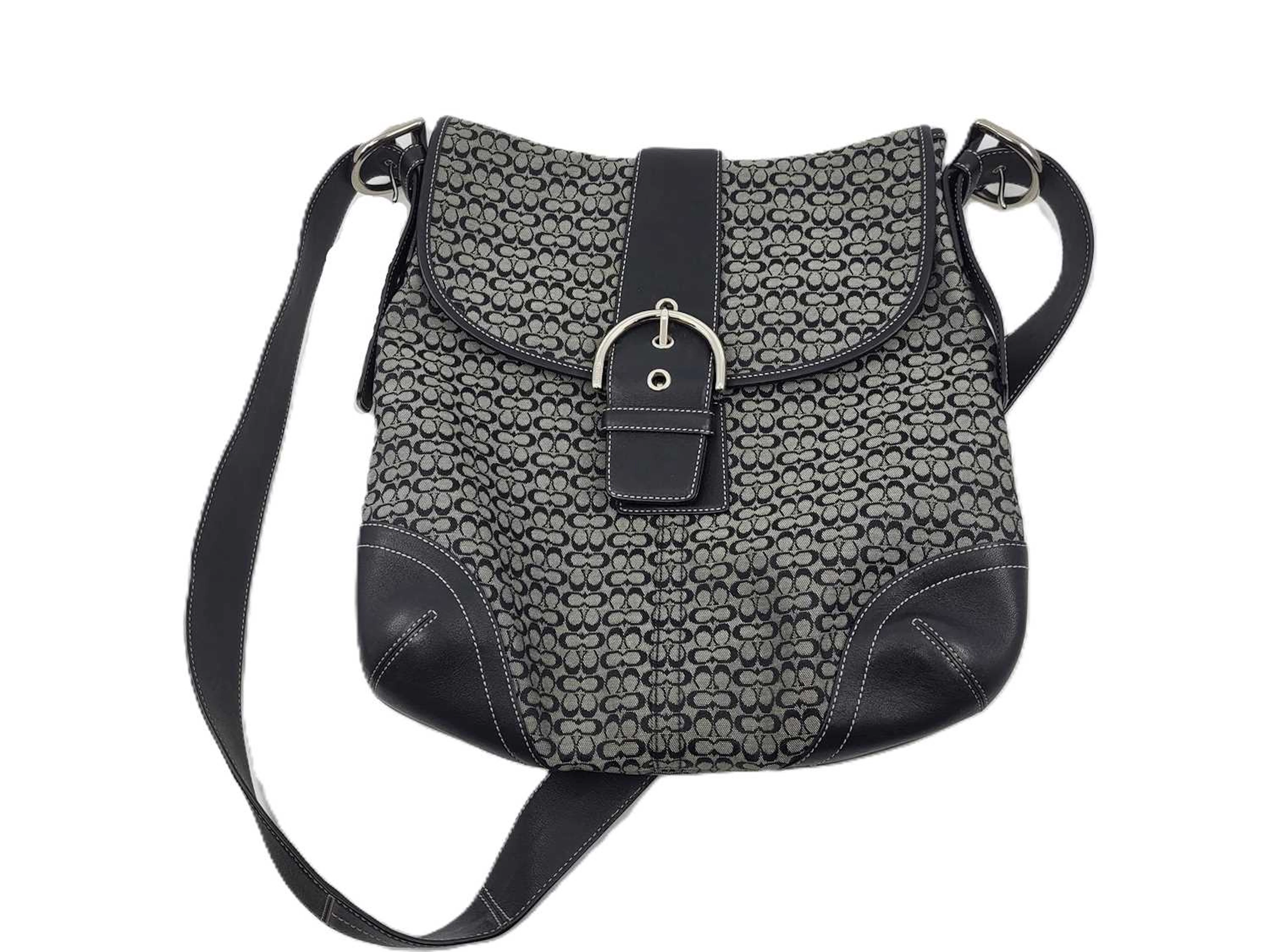 A COACH HANDBAG