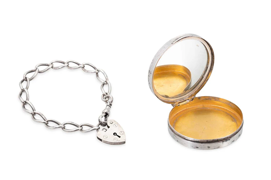AN ANTIQUE SILVER BRACELET