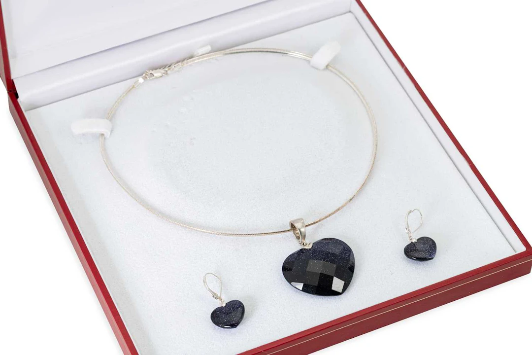 A SILVER PENDANT