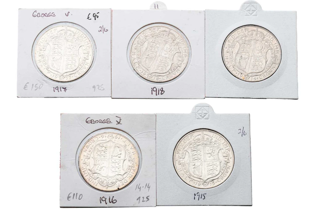 A RUN OF 5 X 1914-1918 ENGLISH SILVER HALF CROWM COINS