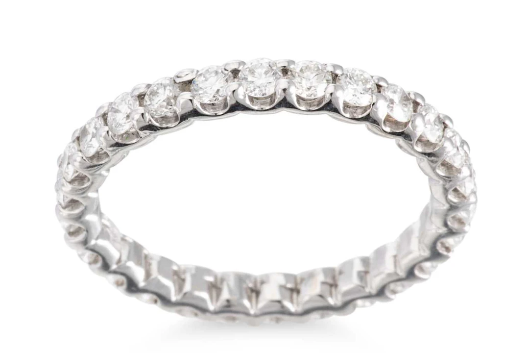 A DIAMOND FULL BANDED ETERNITY RING