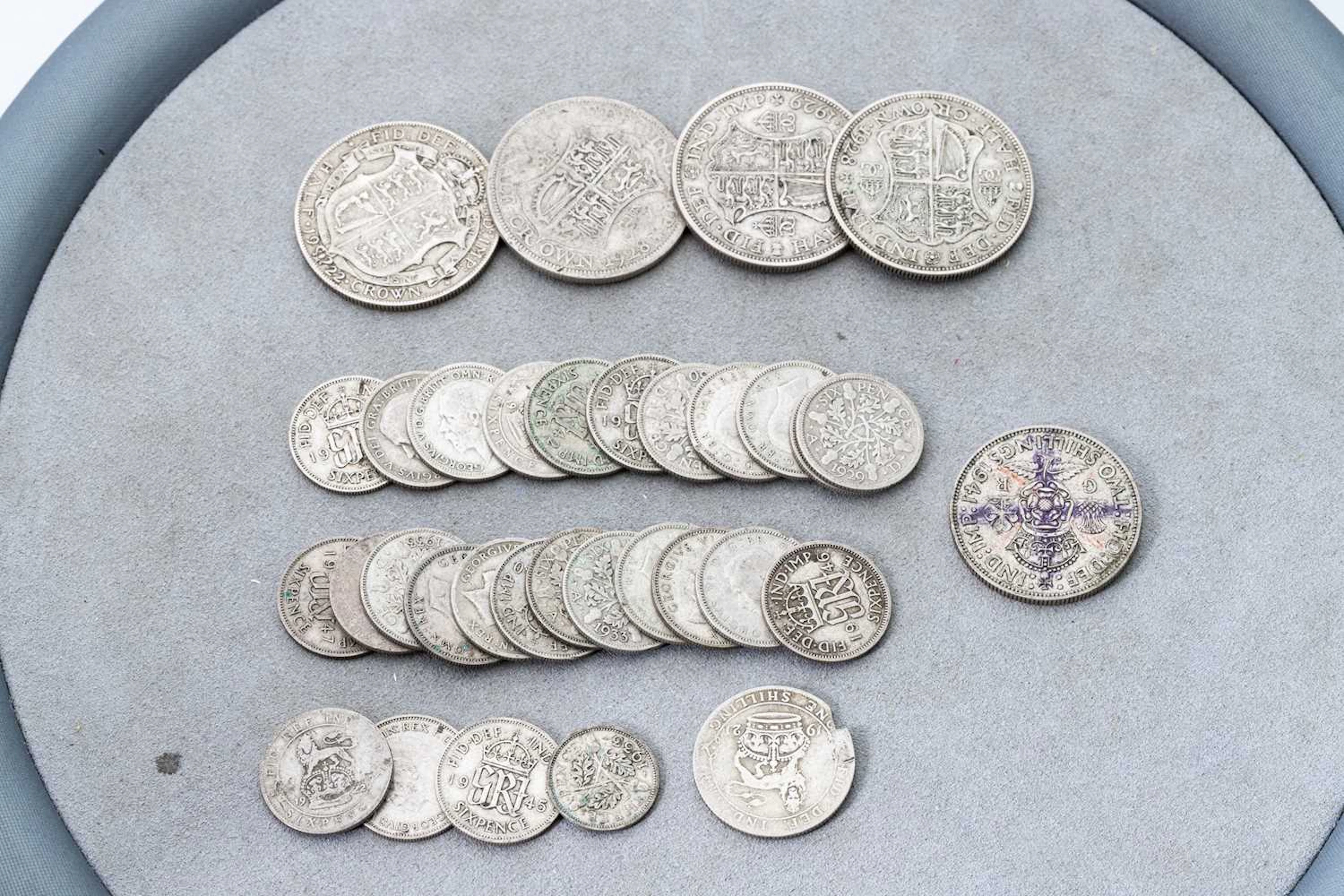 40 X 1922 - 1944 50% ENGLISH SILVER COINS