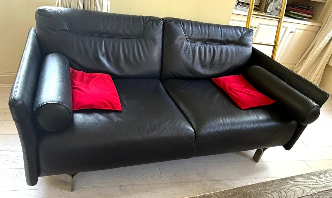 MAISON ROCHE BOBOIS THREE-SEATER SOFA, 20th Century - Lot 213