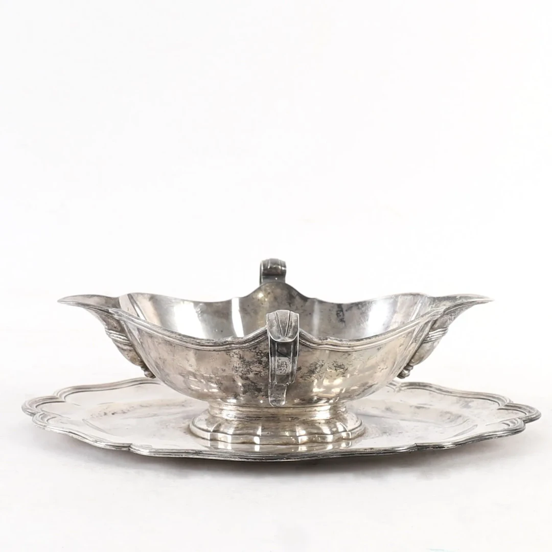 LOUIS XV-STYLE SILVER SAUCER BY A. AUCOC, 20th CENTURY - Lot 43