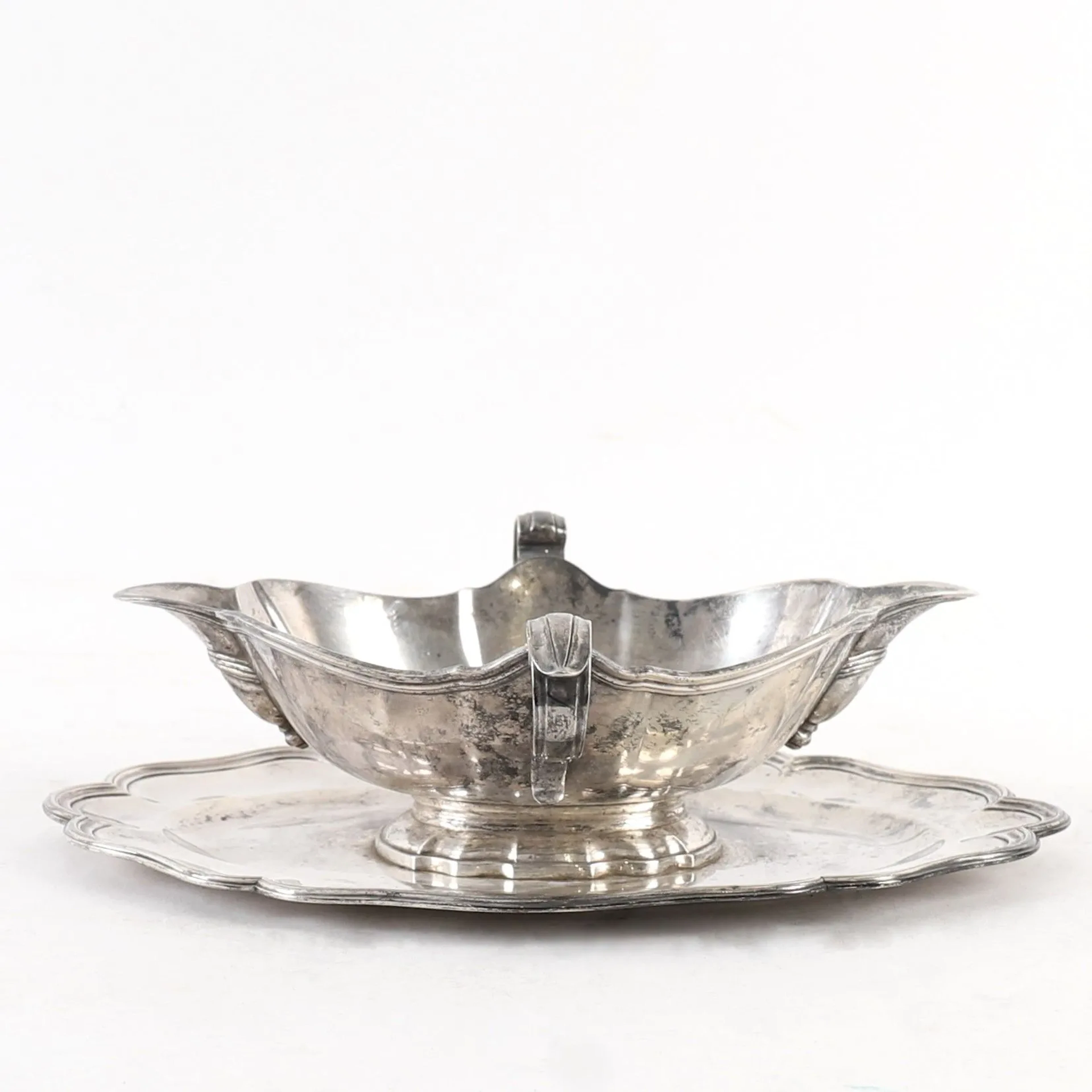 LOUIS XV-STYLE SILVER SAUCER BY A. AUCOC, 20th CENTURY - Lot 43