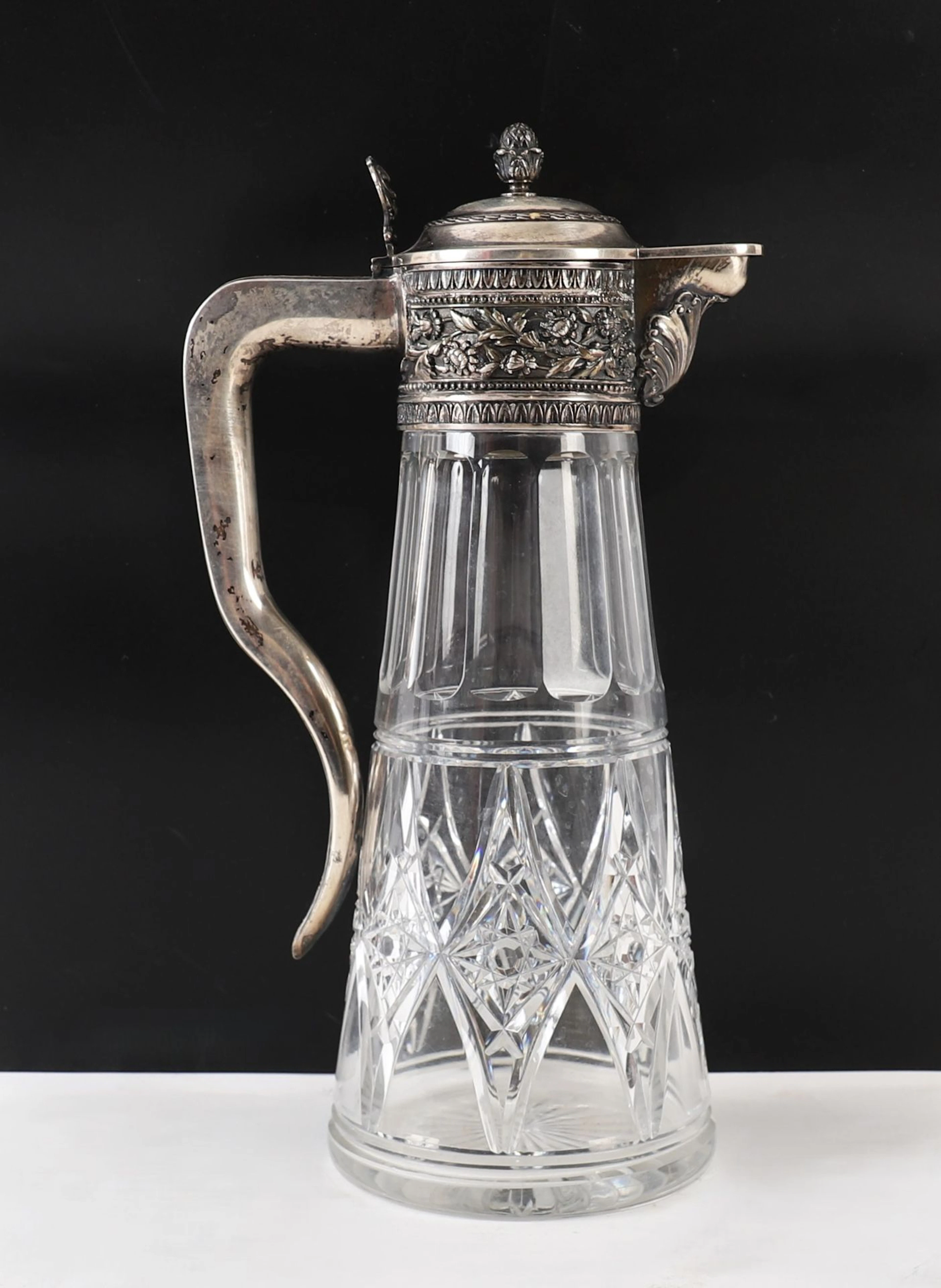 BEAUTIFUL CRYSTAL AND SILVER PLATED METAL WATER JUG, BACCARA - Lot 289