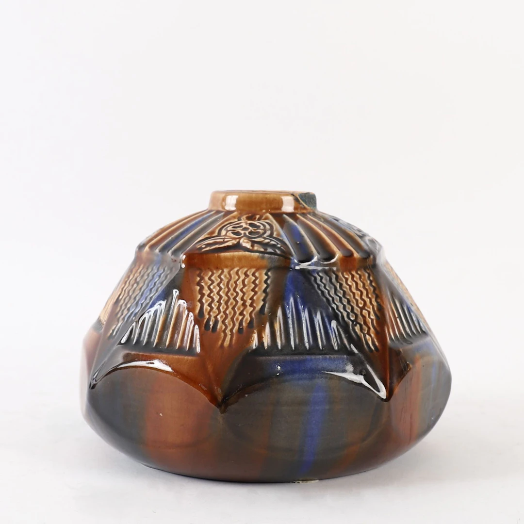 CURVED, FACETED VASE by Louis GUEULE, known as ELGE (1924–19 - Lot 73