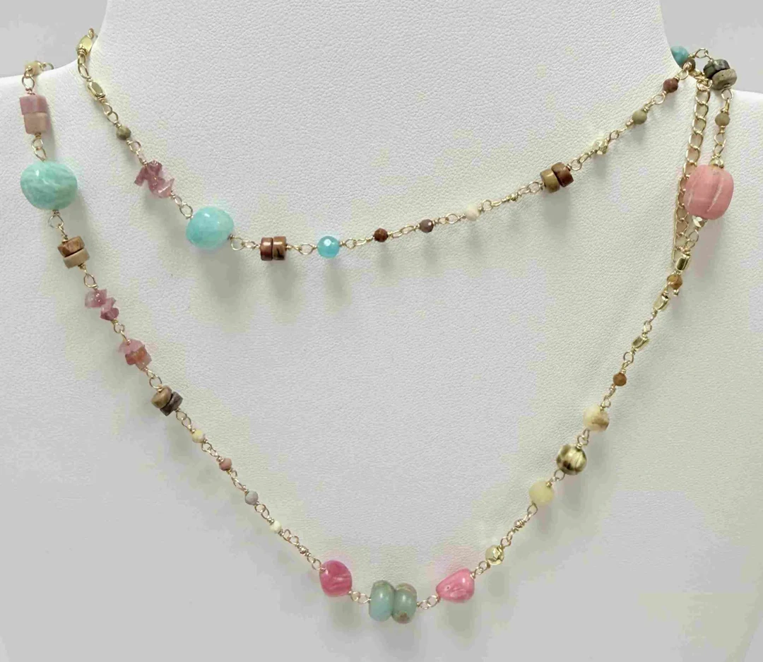 GOLD-PLATED METAL LONG NECKLACE WITH COLORFUL SEMI-PRECIOUS - Lot 5