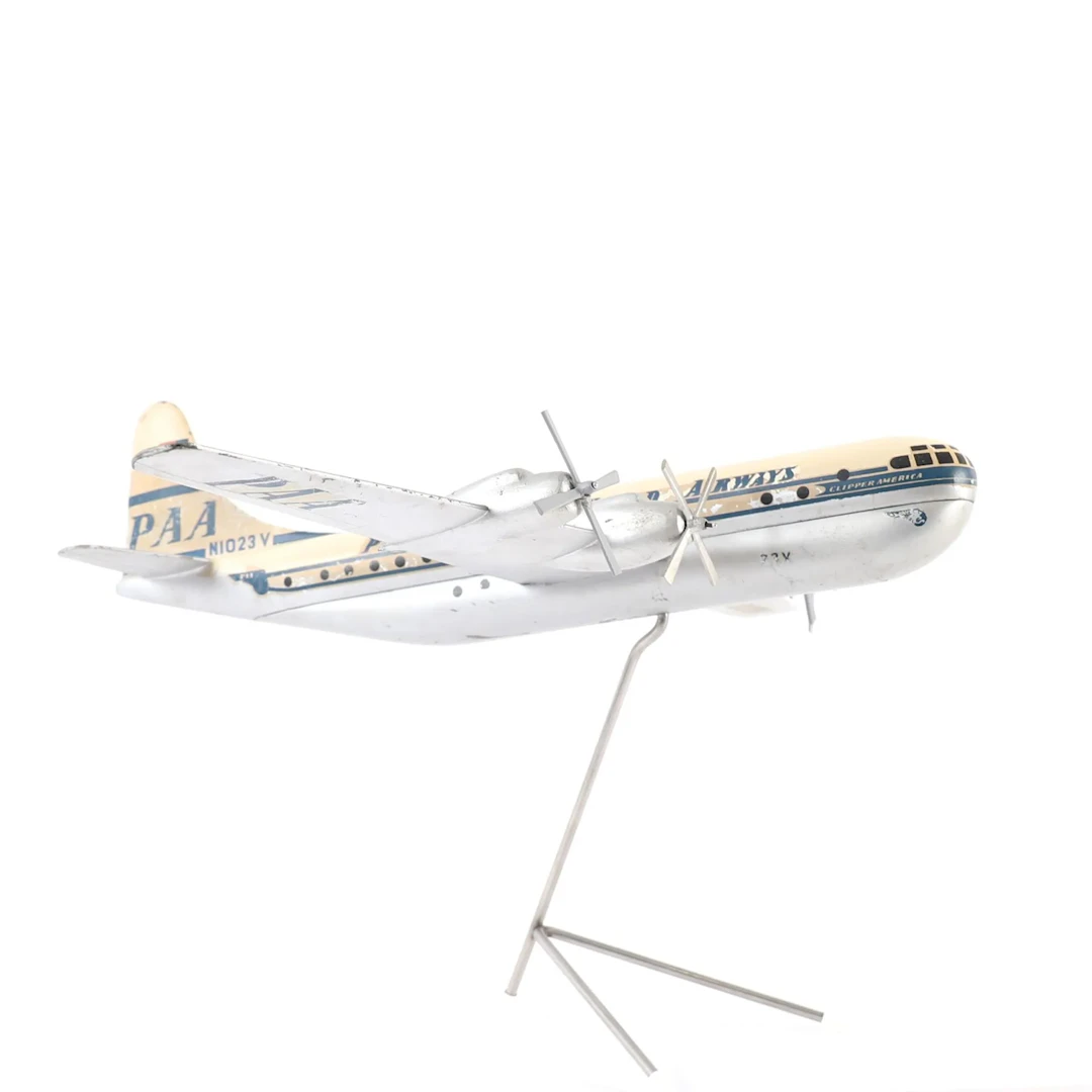 BOEING STRATOCRUISER PAN AMERICAN N1023V FOUR-ENGINE PLANE - Lot 159
