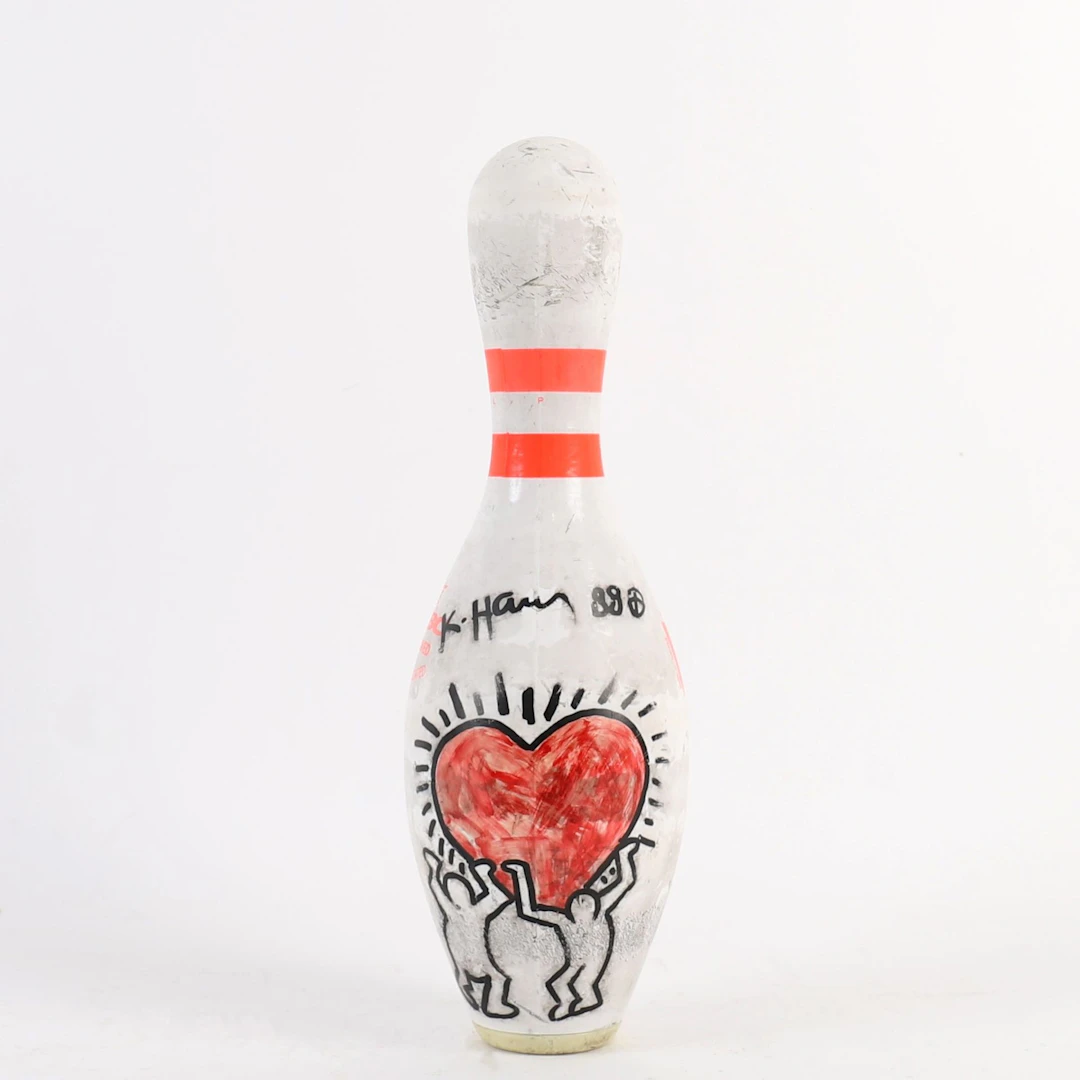 VINTAGE WINSOME BOWLING PIN inspired by Keith Haring (1958–1 - Lot 141