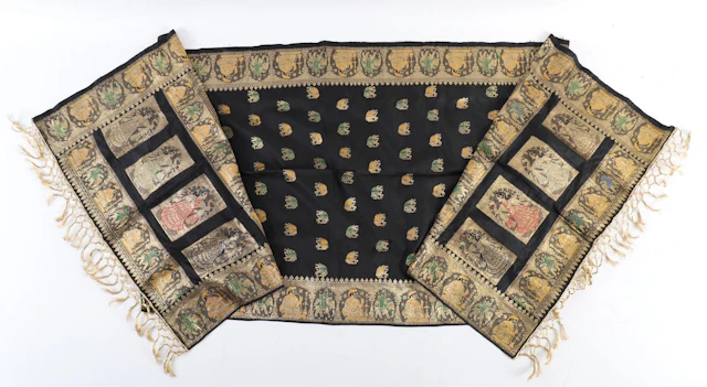 BEAUTIFUL "SWARNACHARI" TYPICAL OF WEST BENGAL, INDIA, 20th - Lot 109