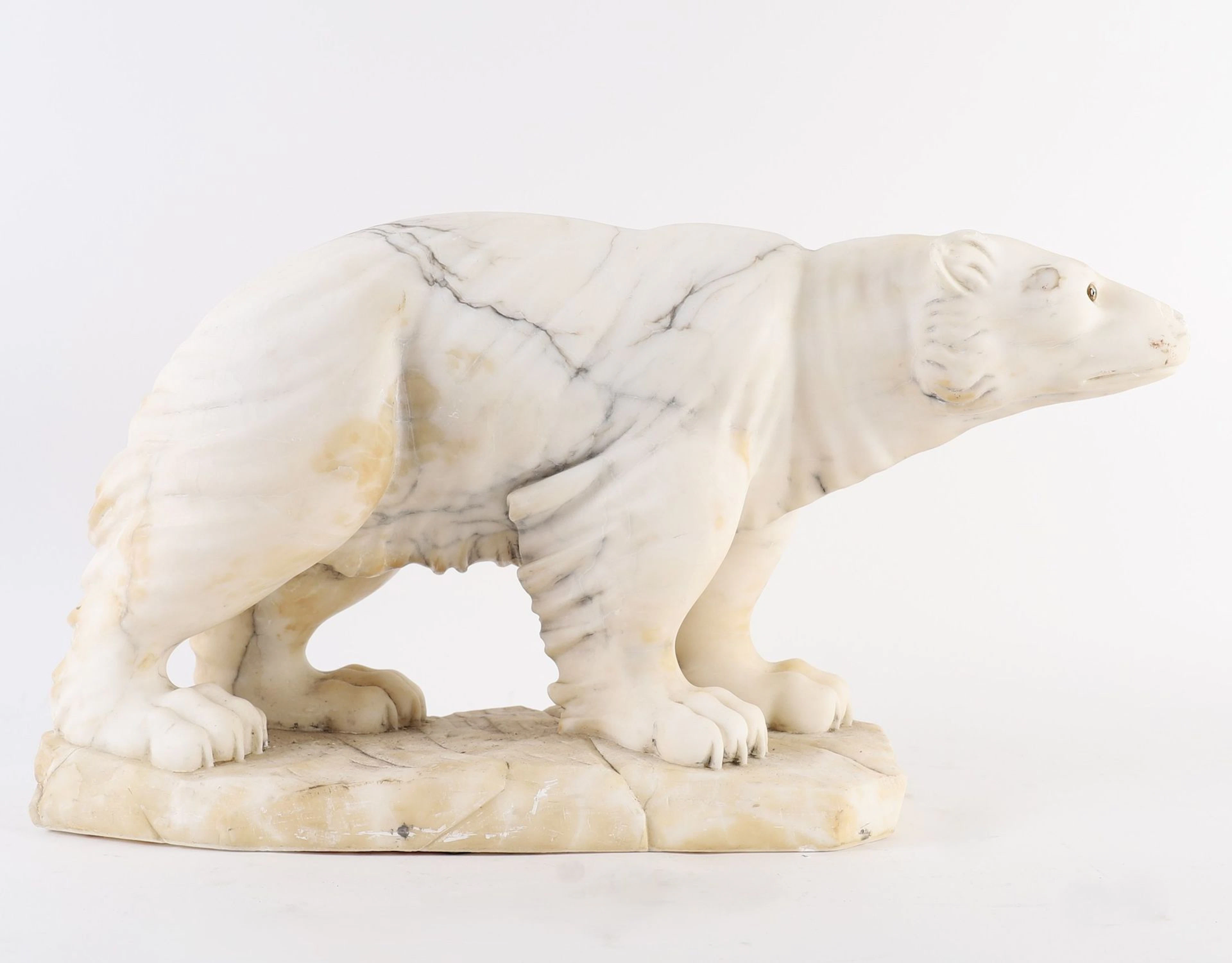 WHITE BEAR" SCULPTURE, 20th CENTURY - Lot 196