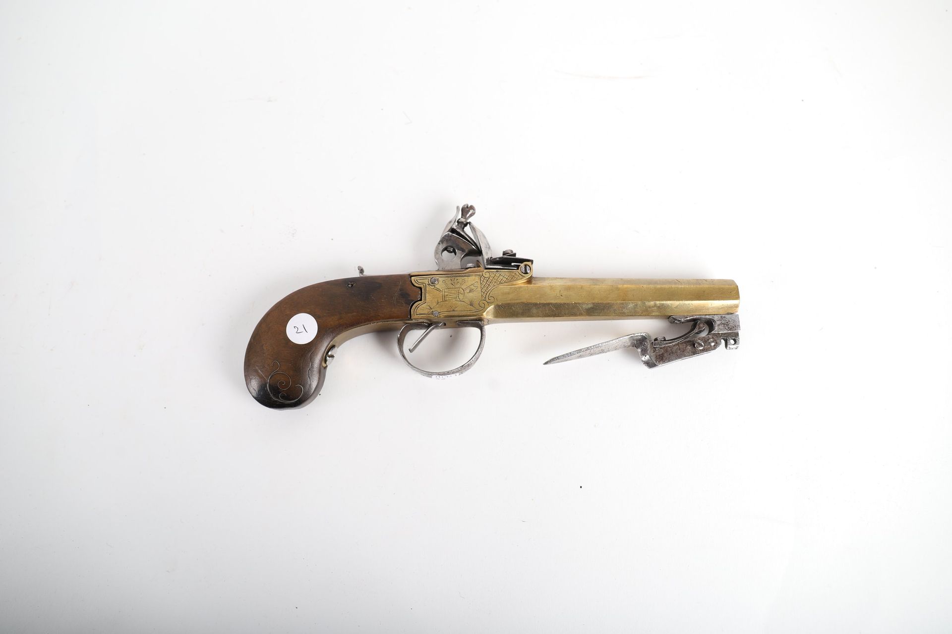 STRONG NAVY FLINTLOCK BOX PISTOL WITH BAYONET. - Lot 51