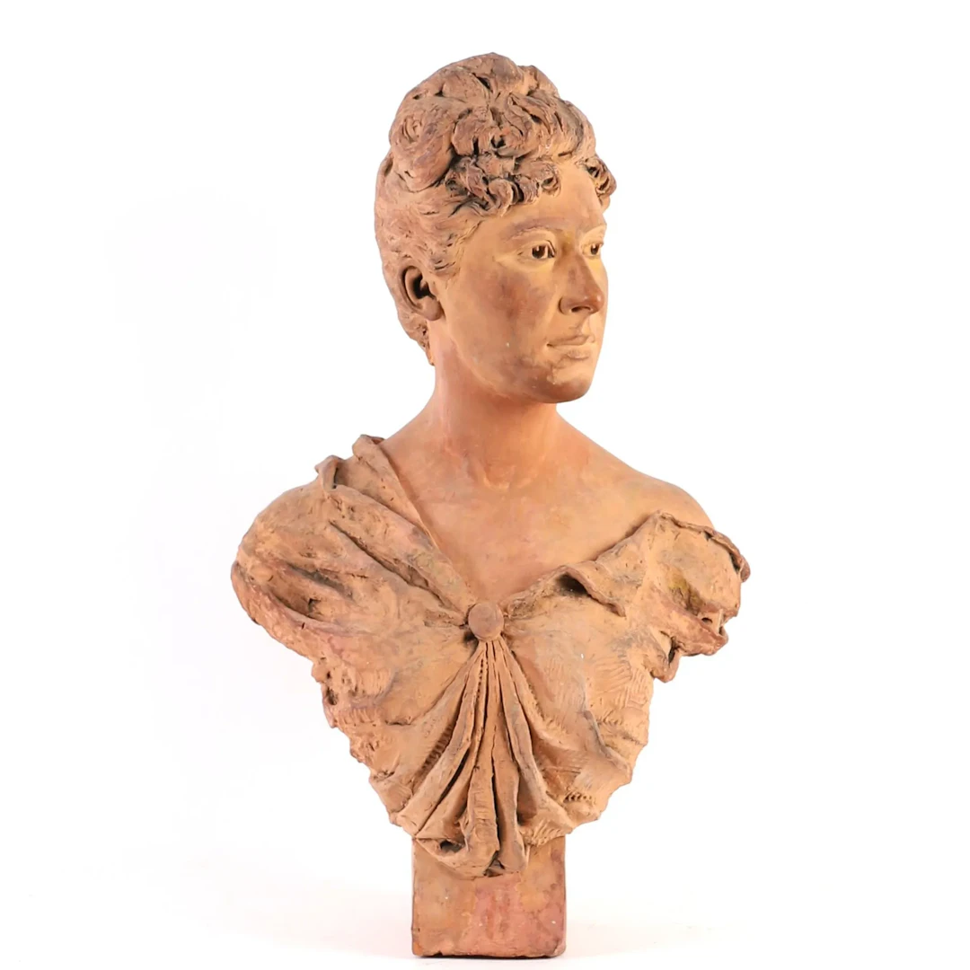 IMPORTANT SCULPTURE "BUST OF AN ELEGANT WOMAN" by Fabrio STE - Lot 262