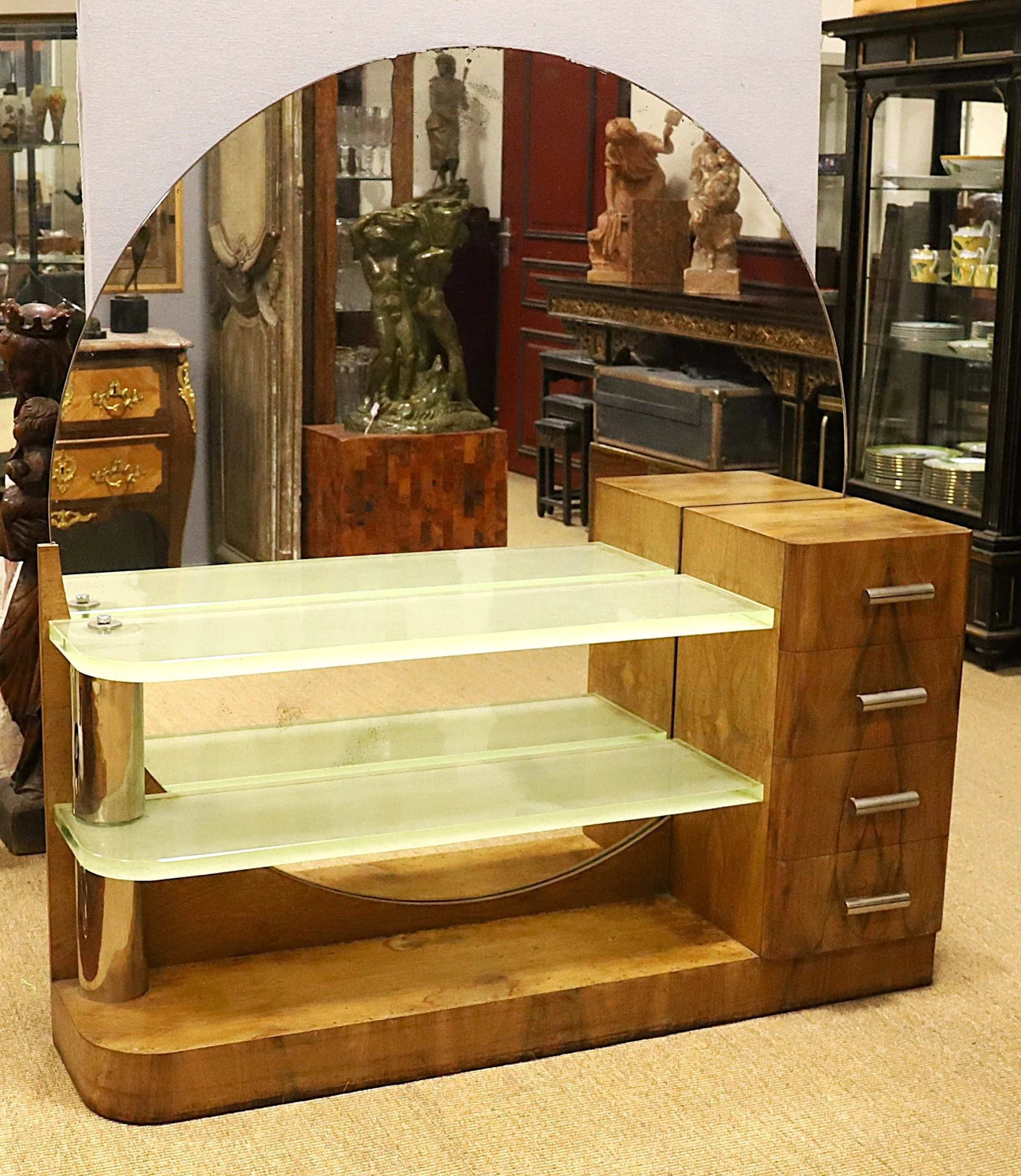 BEAUTIFUL MODERNIST DRESSING TABLE, ART DECO PERIOD - Lot 320