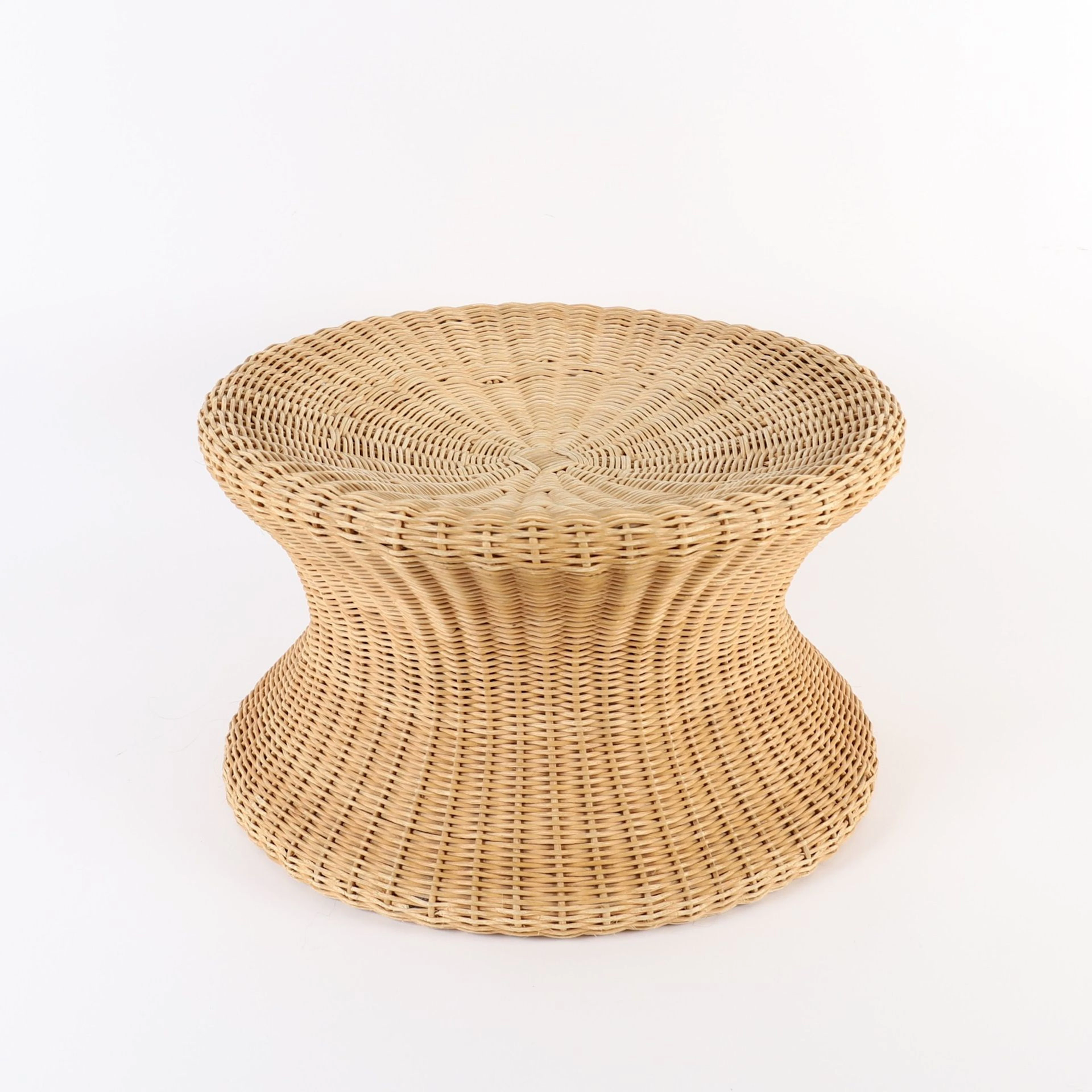 STOOL / Pouffe BY Eero AARNIO (1932) - Lot 158
