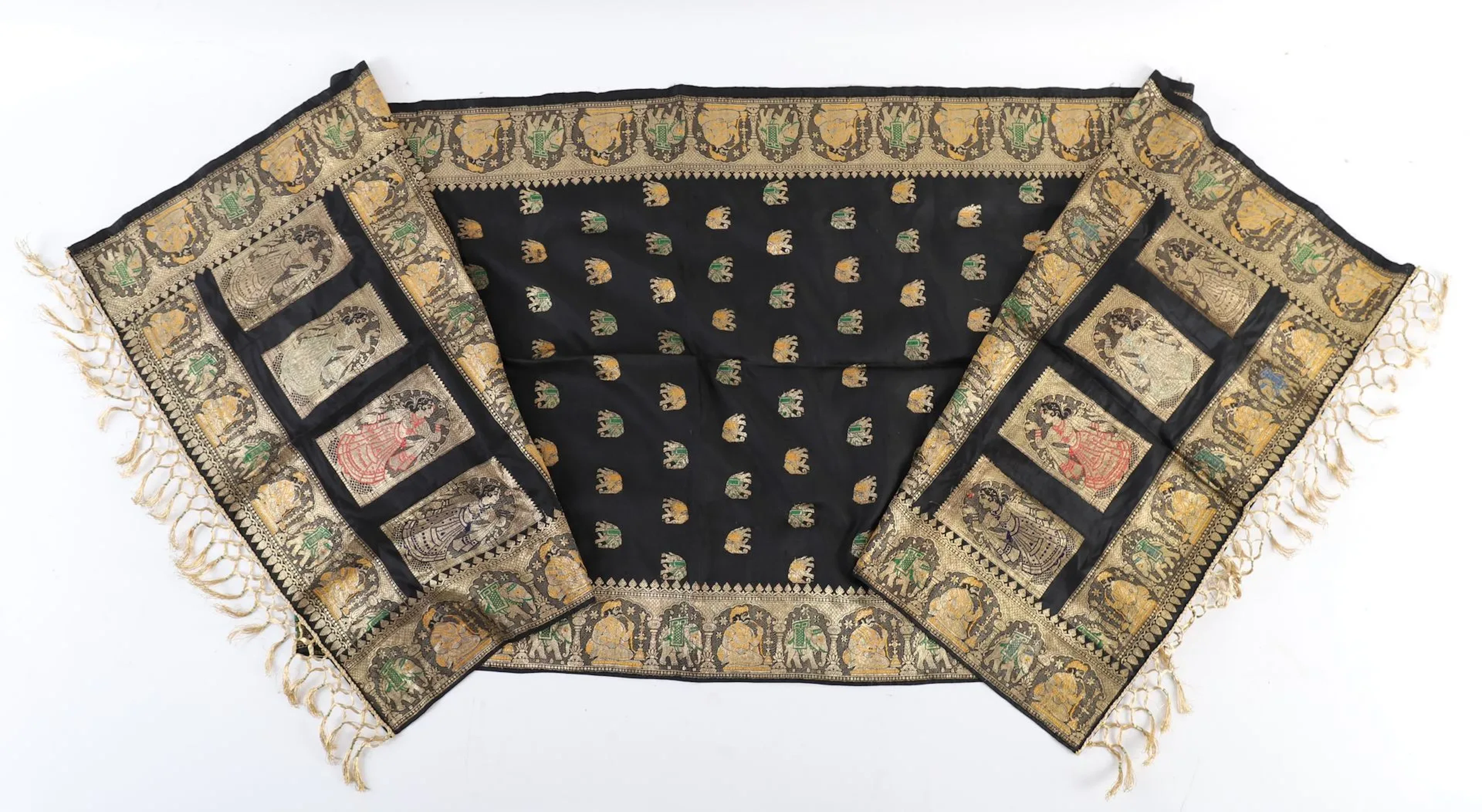 BEAUTIFUL "SWARNACHARI" TYPICAL OF WEST BENGAL, INDIA, 20th - Lot 109