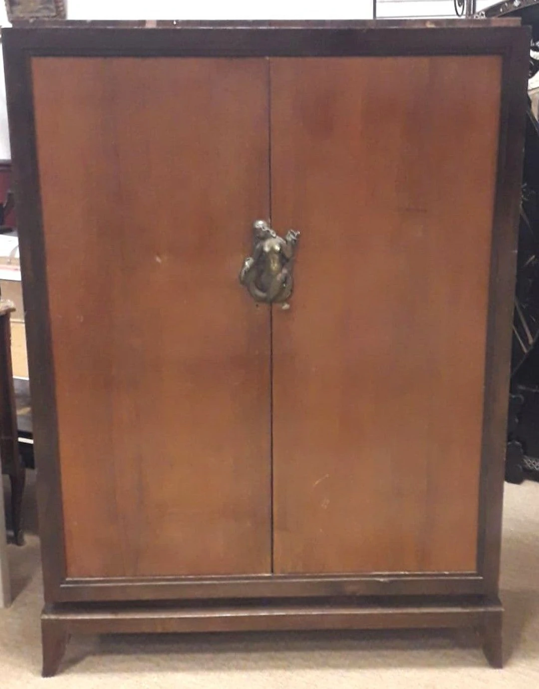 ART DÉCO CABINET in the style of Léon JALLOT (1874-1967) - Lot 315