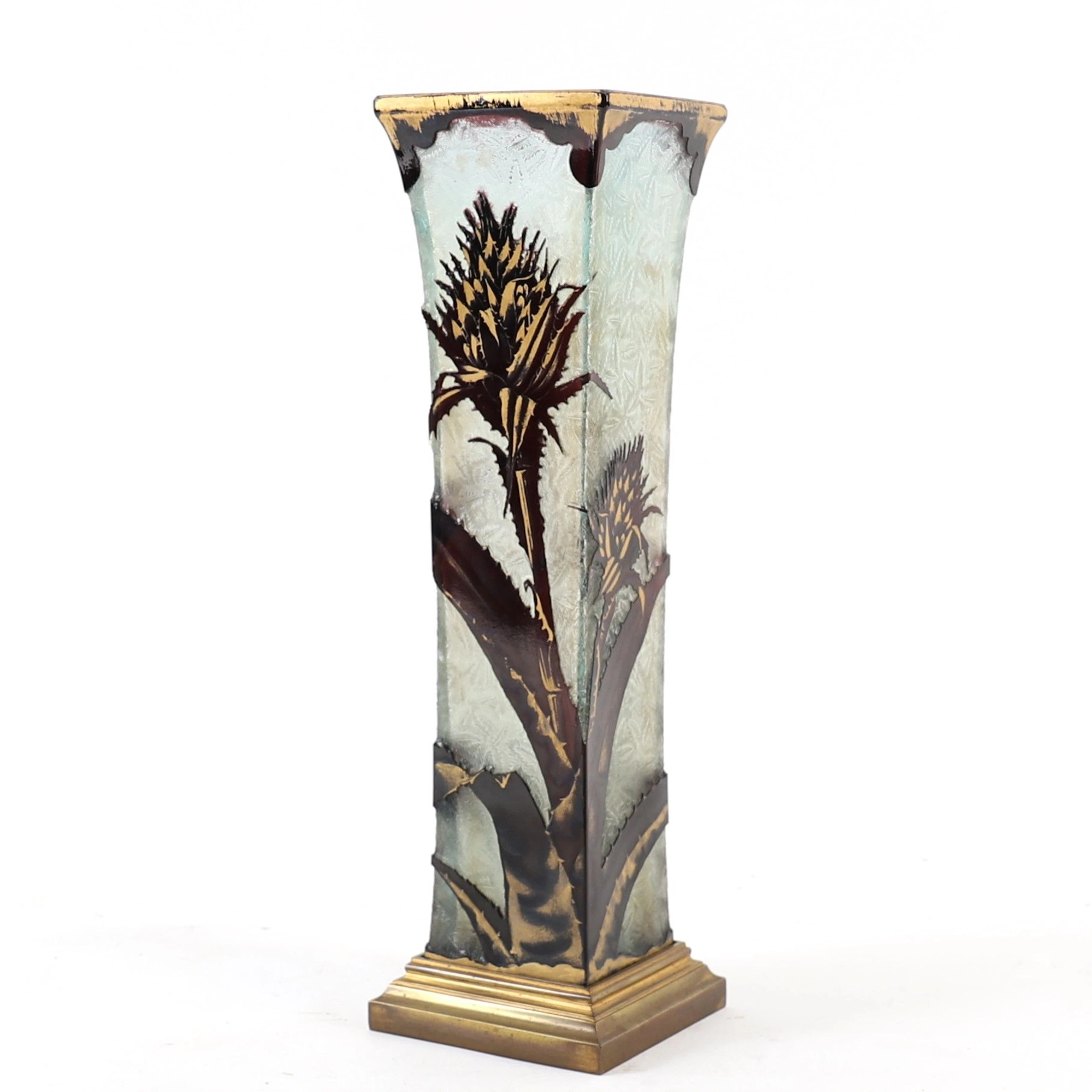 BACCARAT "CHARDON" CONE-SHAPED VASE, LATE 19TH CENTURY - Lot 300