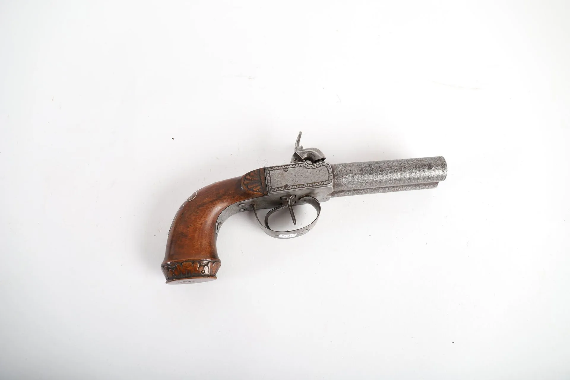 STRONG DOUBLE-BARRELLED PERCUSSION CAP PISTOL. - Lot 58