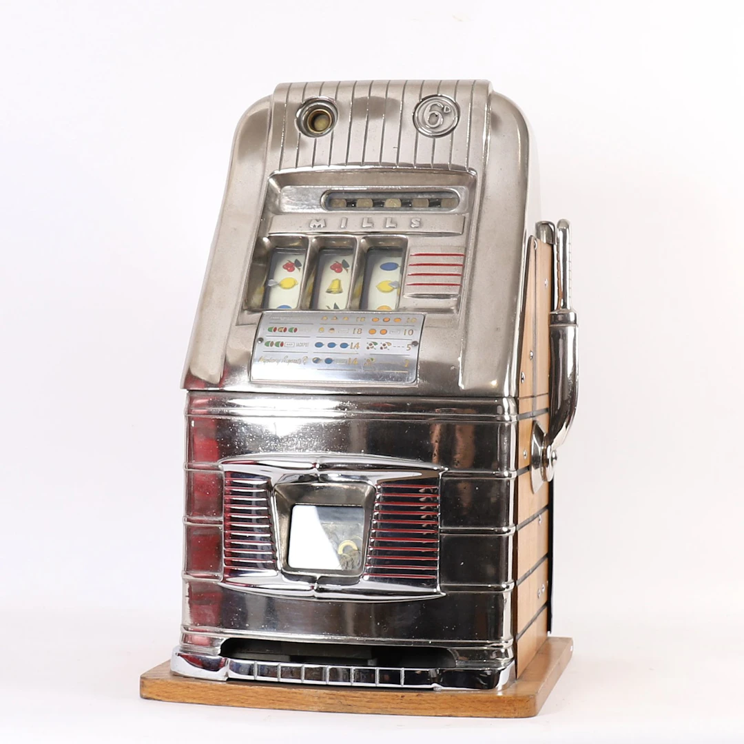 "MILLS JEWEL BELL 1947 USA" SLOT MACHINE - Lot 179