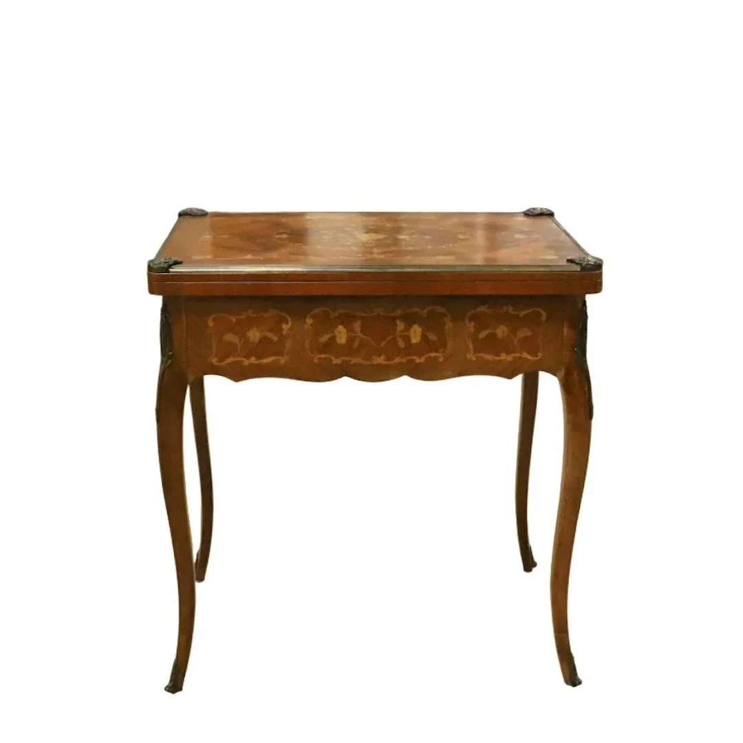 CHARMING SMALL LOUIS XV-STYLE MARQUETRY GAMING TABLE, 19th C - Lot 273
