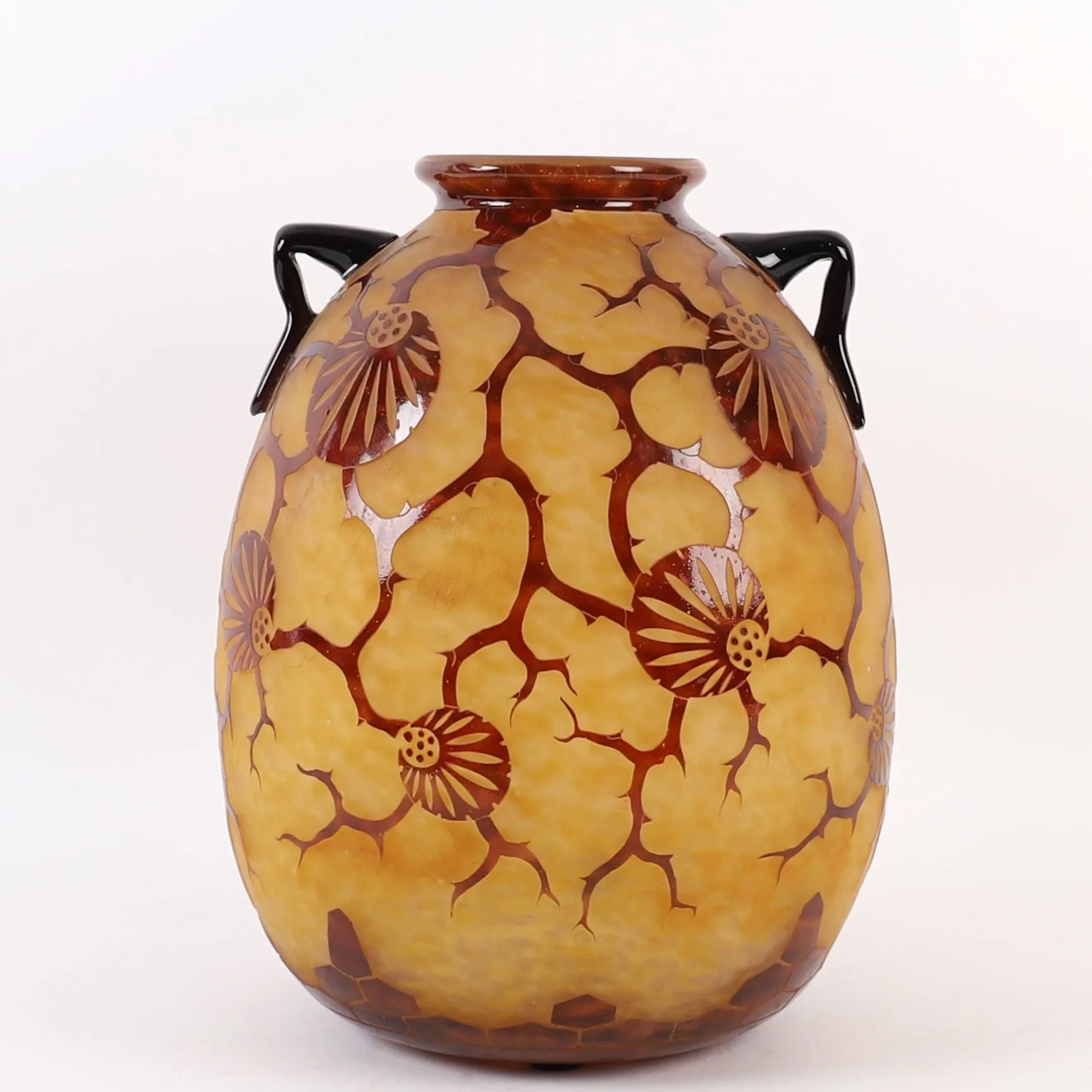 BEAUTIFUL "EPINETTE SERIES" VASE, FRENCH GLASS, 20th CENTURY - Lot 93