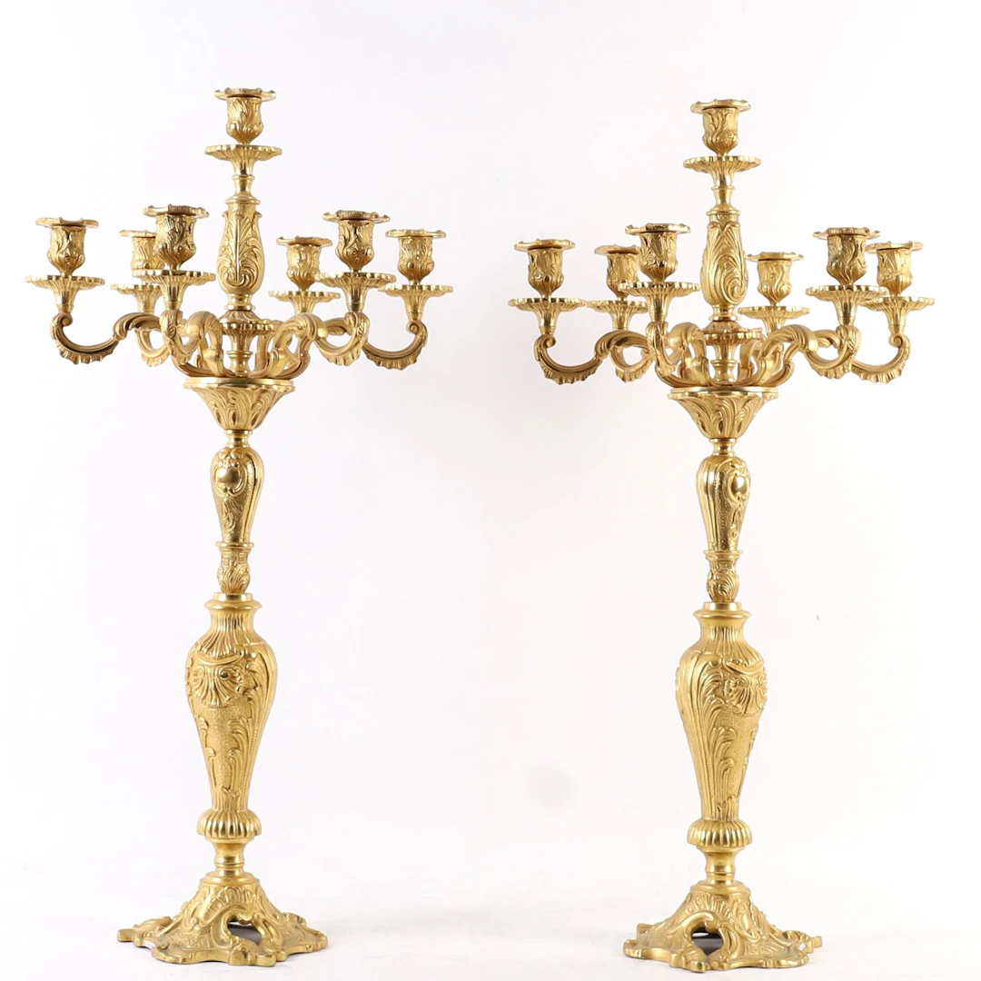PAIR OF LOUIS XV-STYLE CANDELABRA, 21ST CENTURY - Lot 275