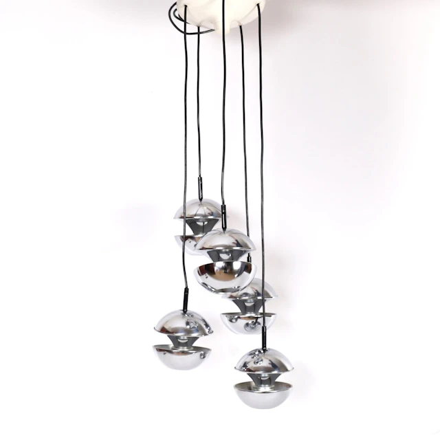 SPACE AGE KAISER LEUCHTEN PLAFONNIER 1970 Living-room lamp m - Lot 326