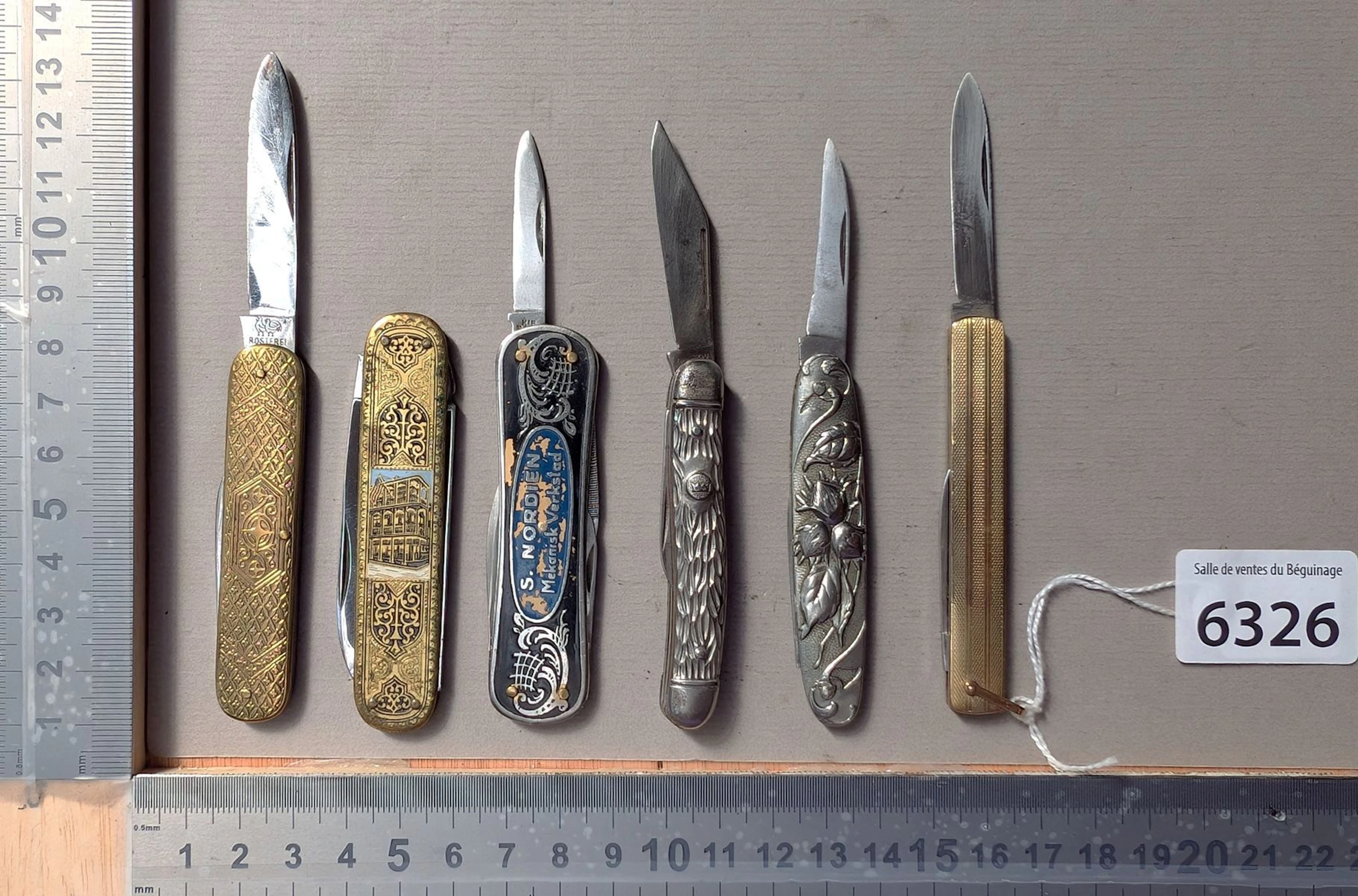 5 antique knives—see photos for dimensions and condition