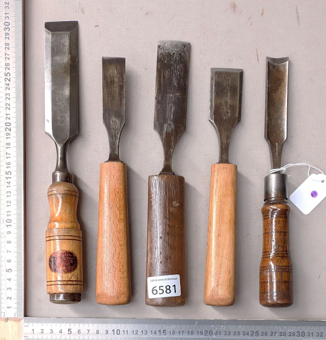 5 carpenter's, cabinetmaker's, and sculptor's gouges—see photos for