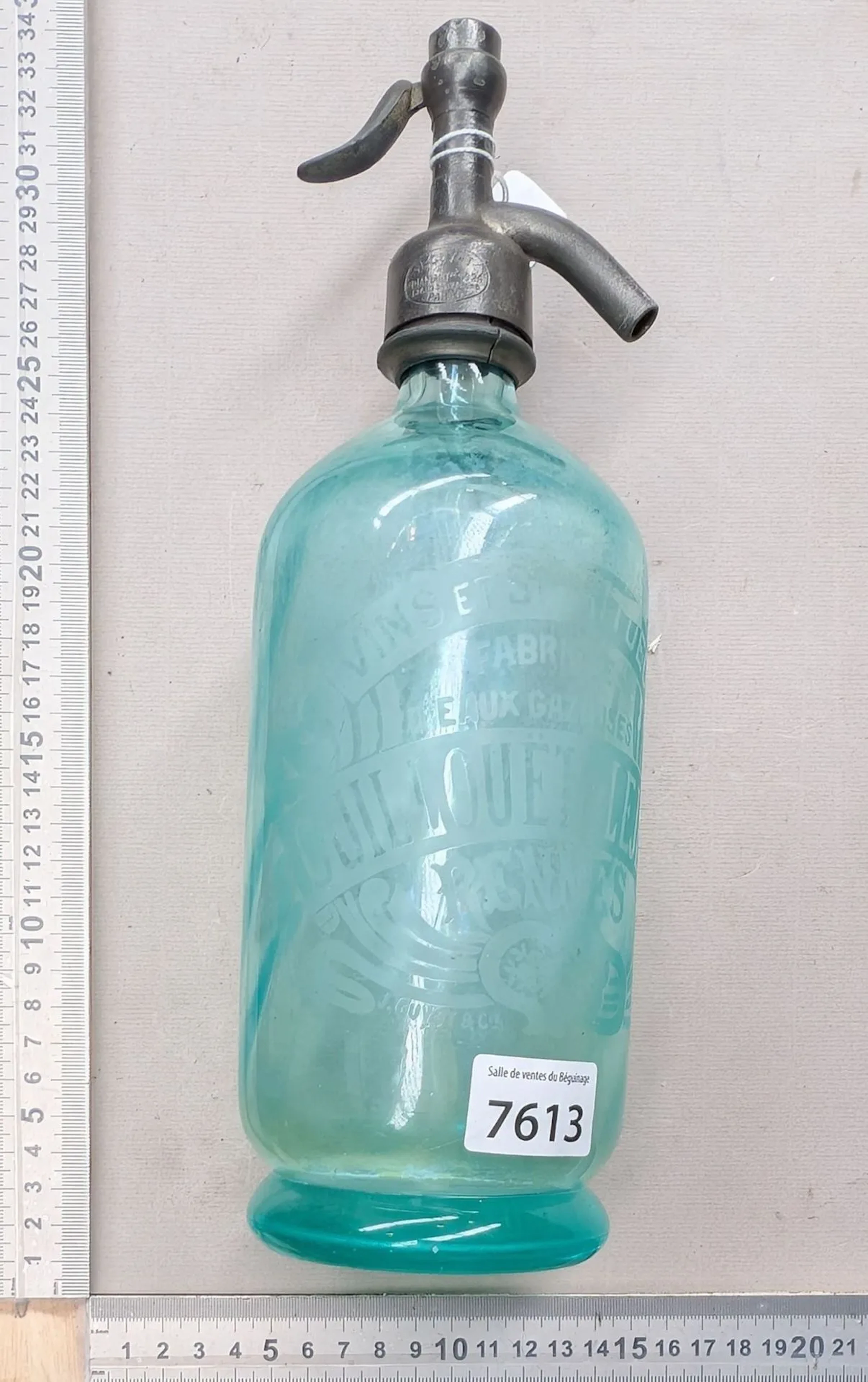 A siphon bottle—see photos for dimensions and condition